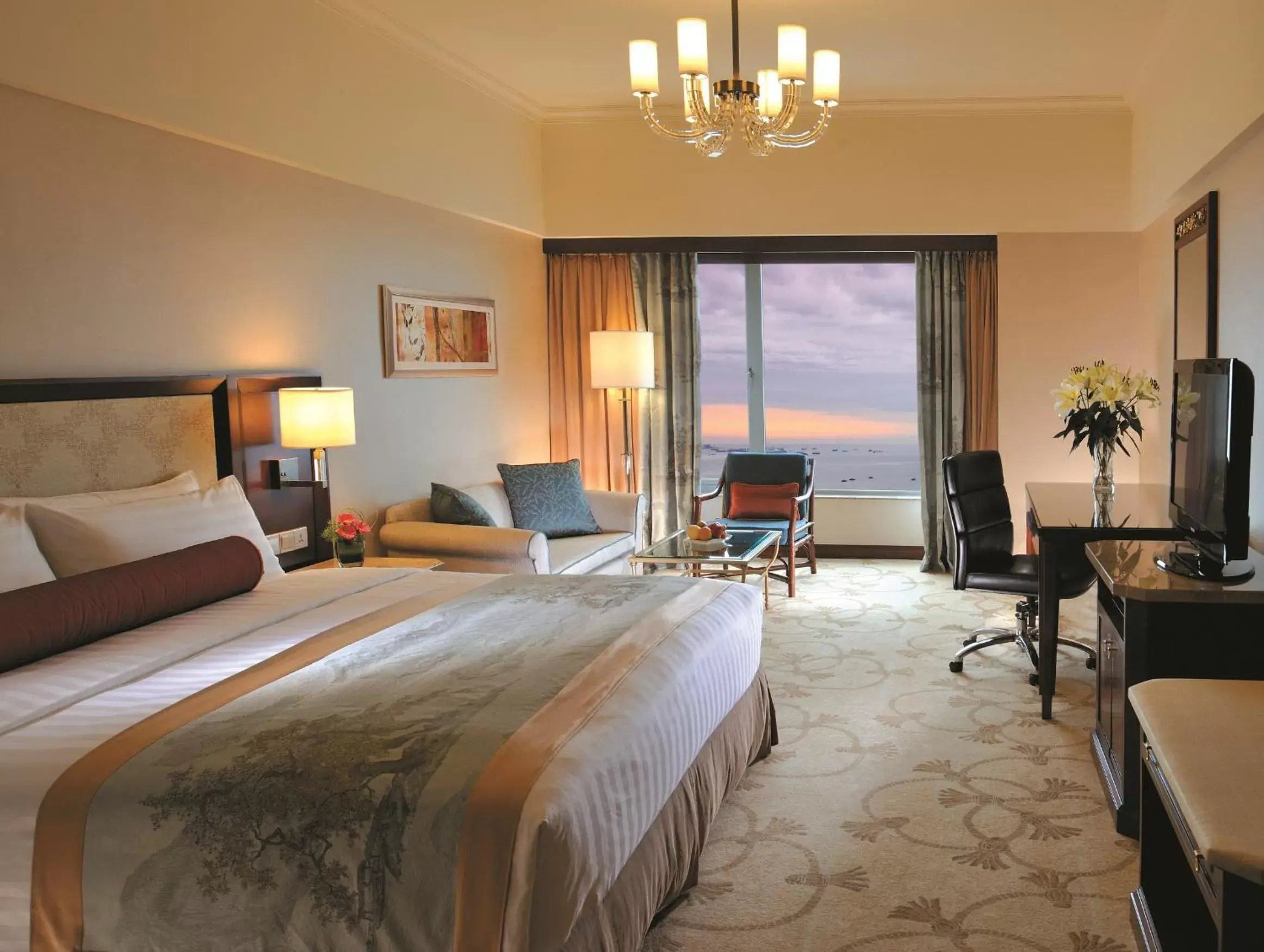 Sea view, Bed in Shangri-La Beihai Sea view, Bed in Shangri-La Beihai