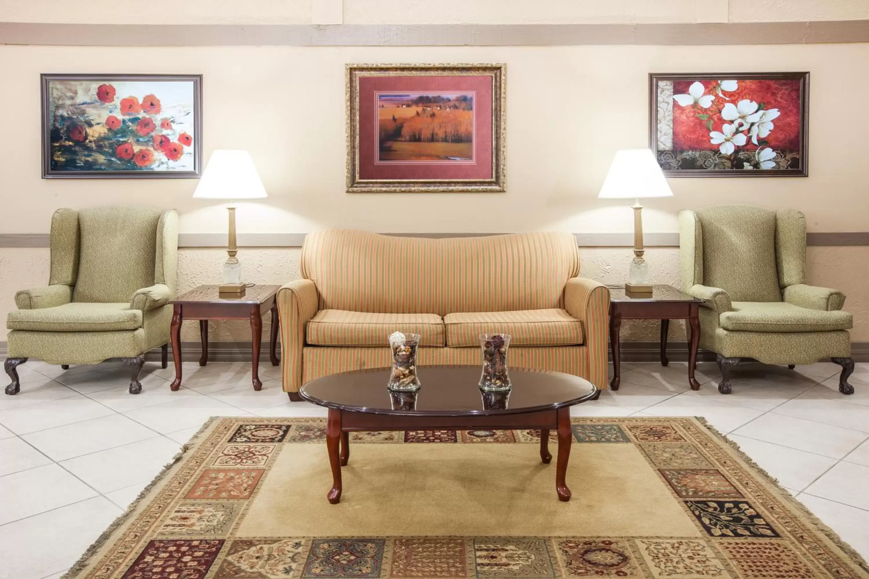 Lobby or reception, Seating Area in Ramada by Wyndham Mountain Home