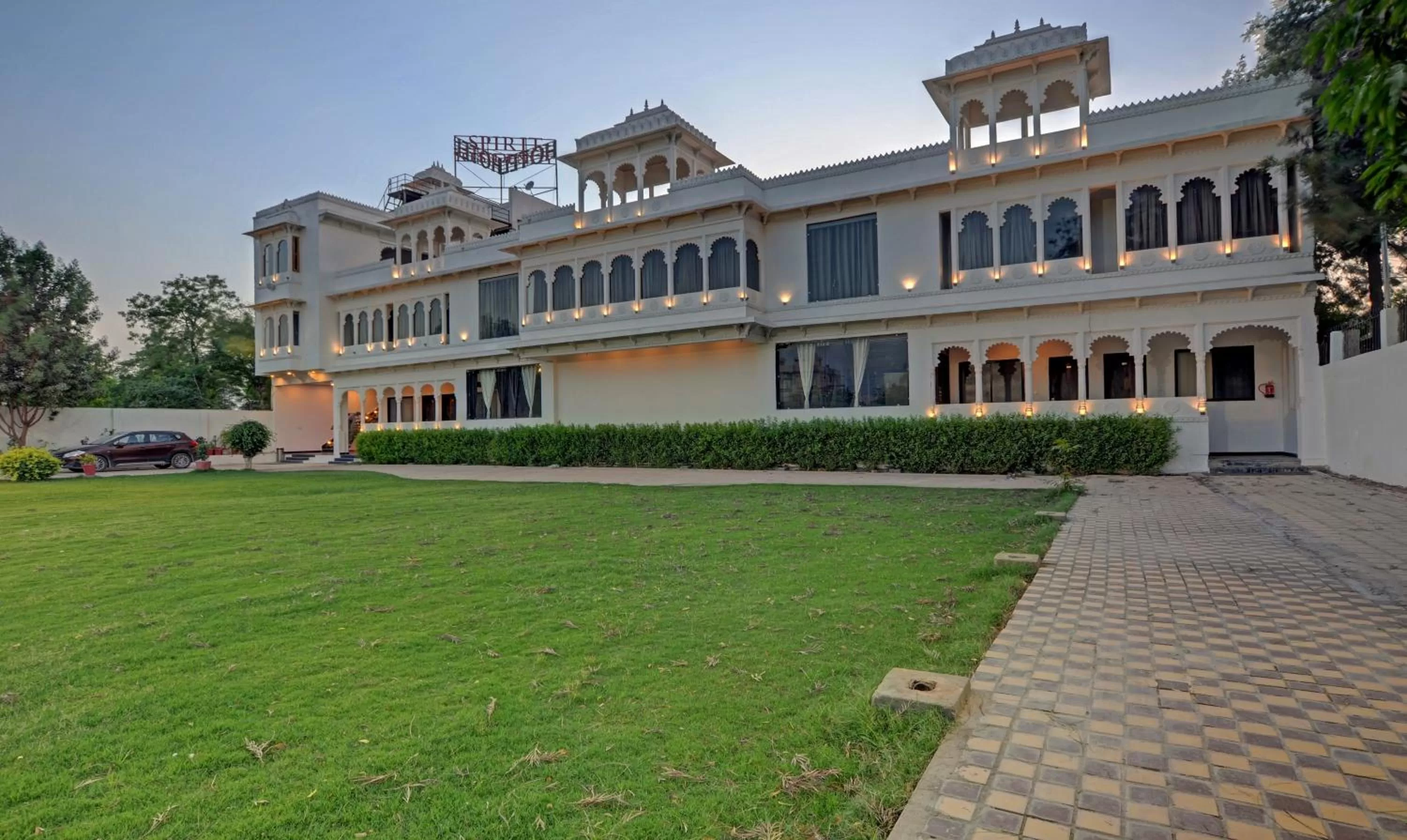 Treebo Trend Spirit Residency