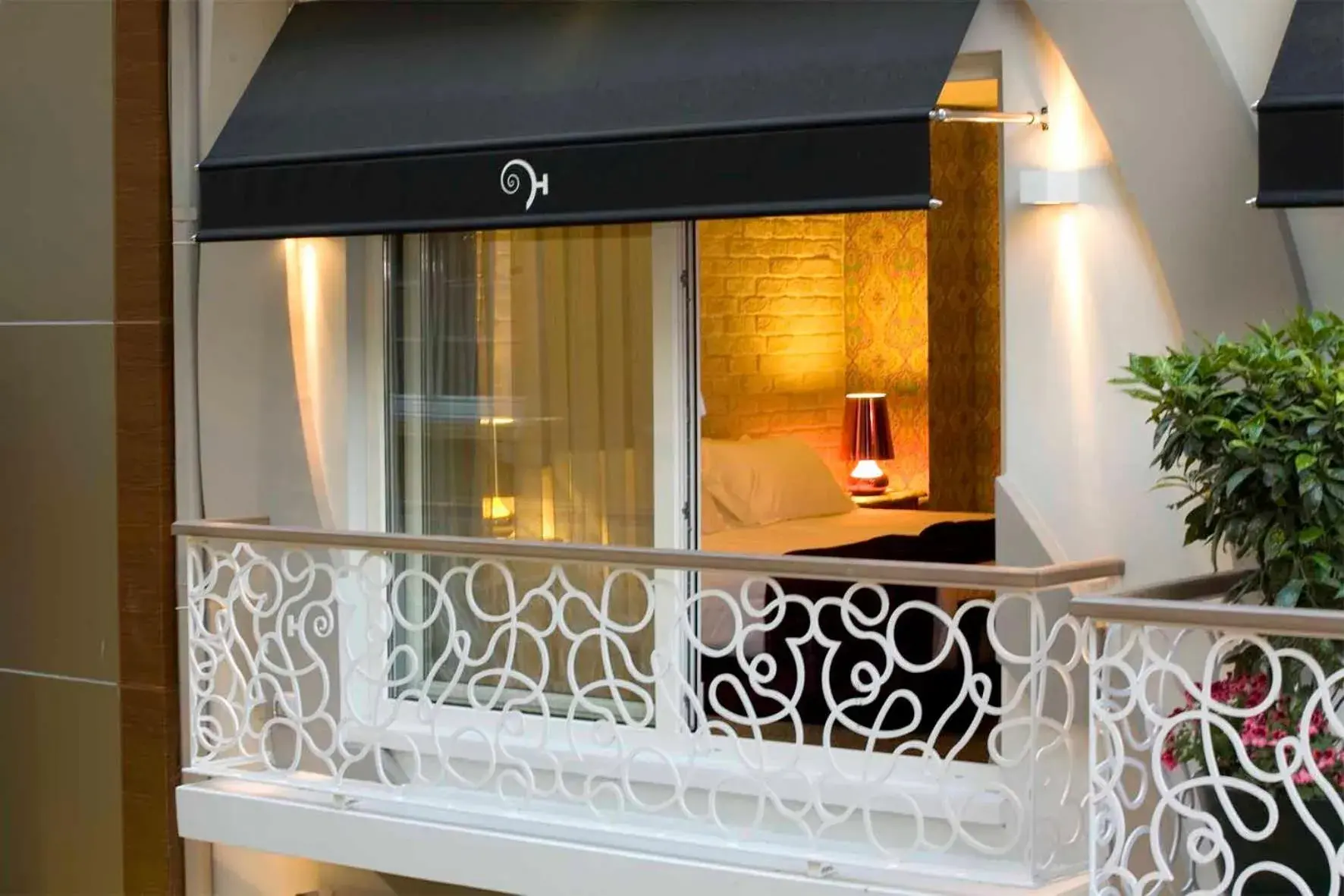 Balcony/Terrace in Hypnos Design Hotel