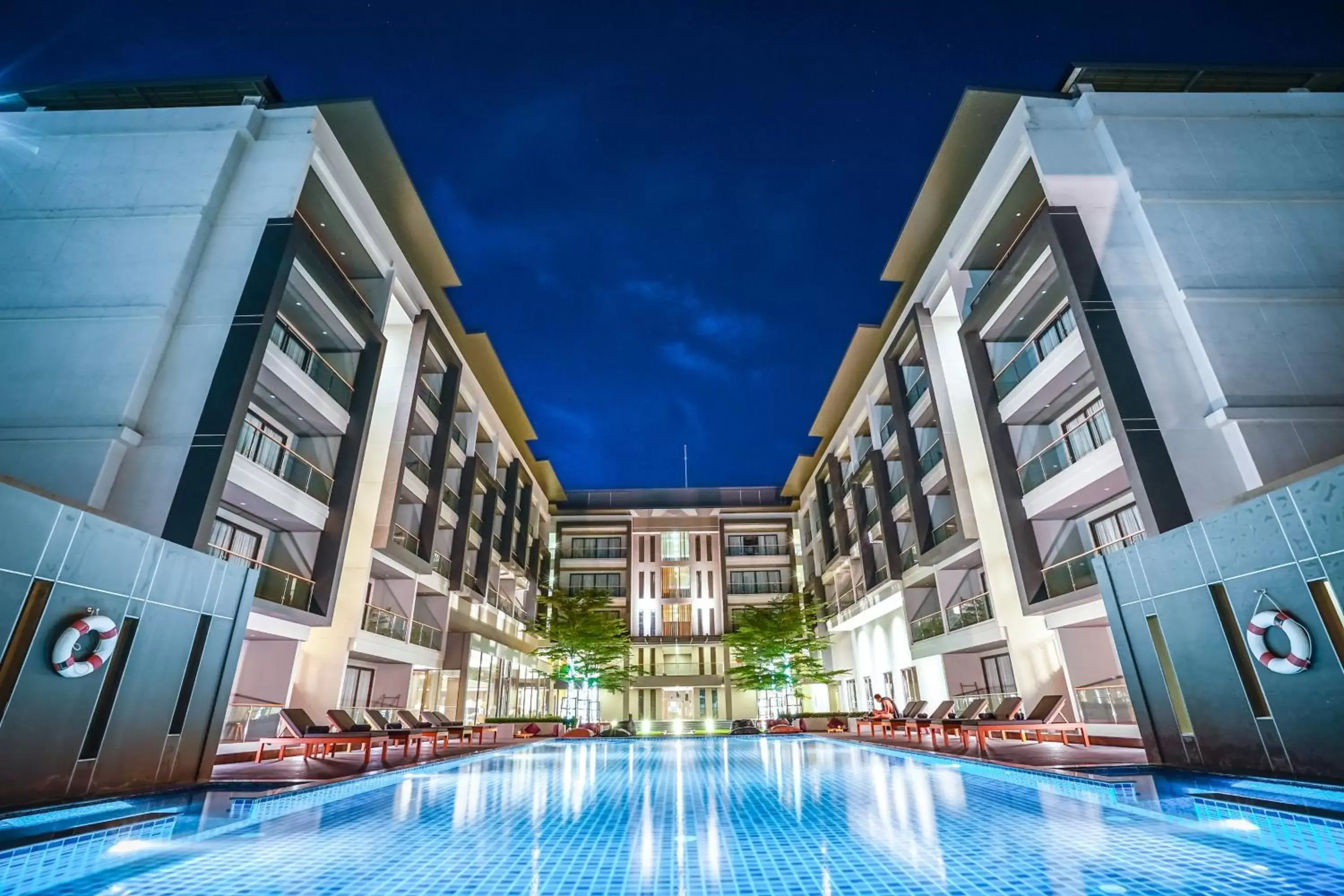 Swimming Pool in Serenity Hotel and Spa Kabinburi