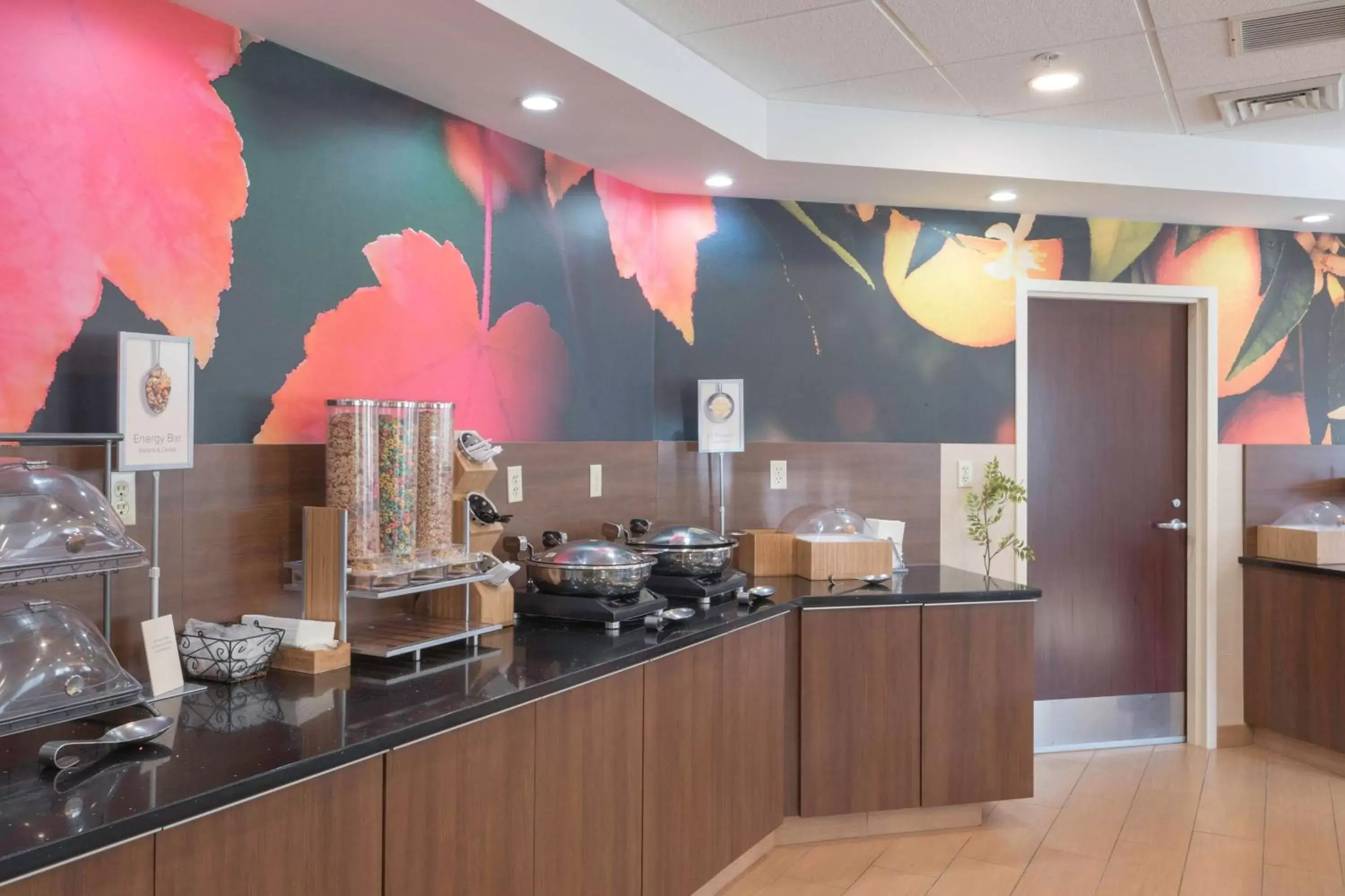 Breakfast in Fairfield Inn & Suites by Marriott Cleveland Streetsboro