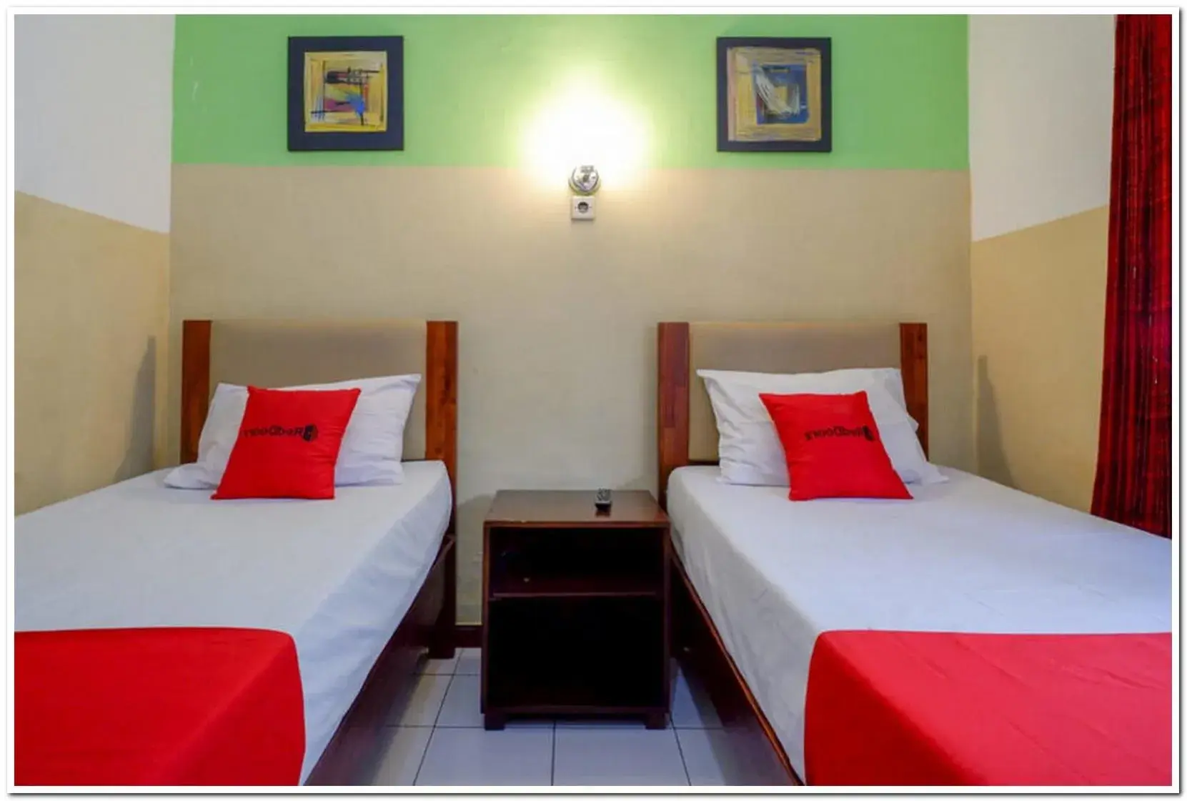 Bed in RedDoorz @ Prawirotaman Bed in RedDoorz @ Prawirotaman