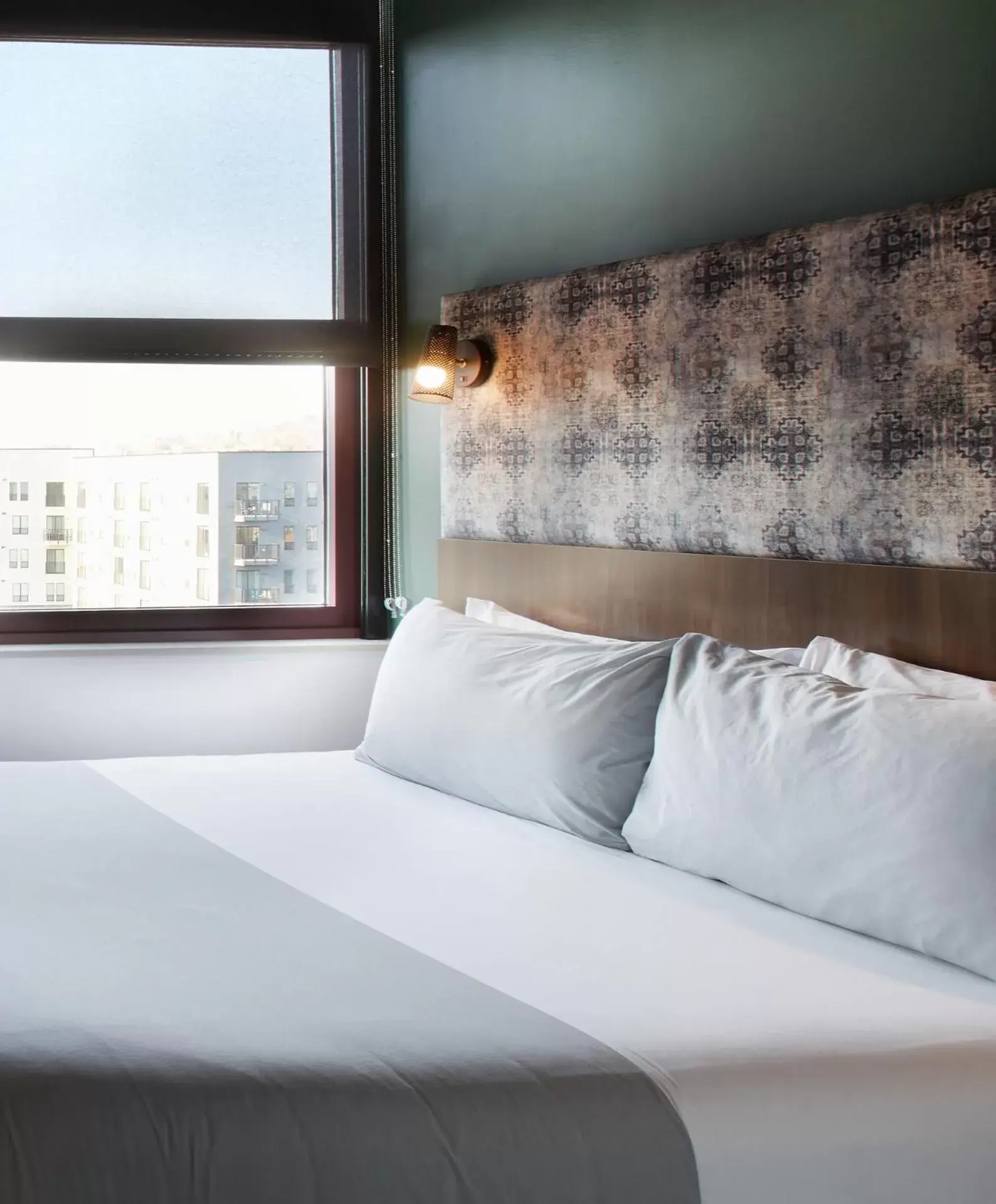 Bed in TRYP by Wyndham Pittsburgh/Lawrenceville