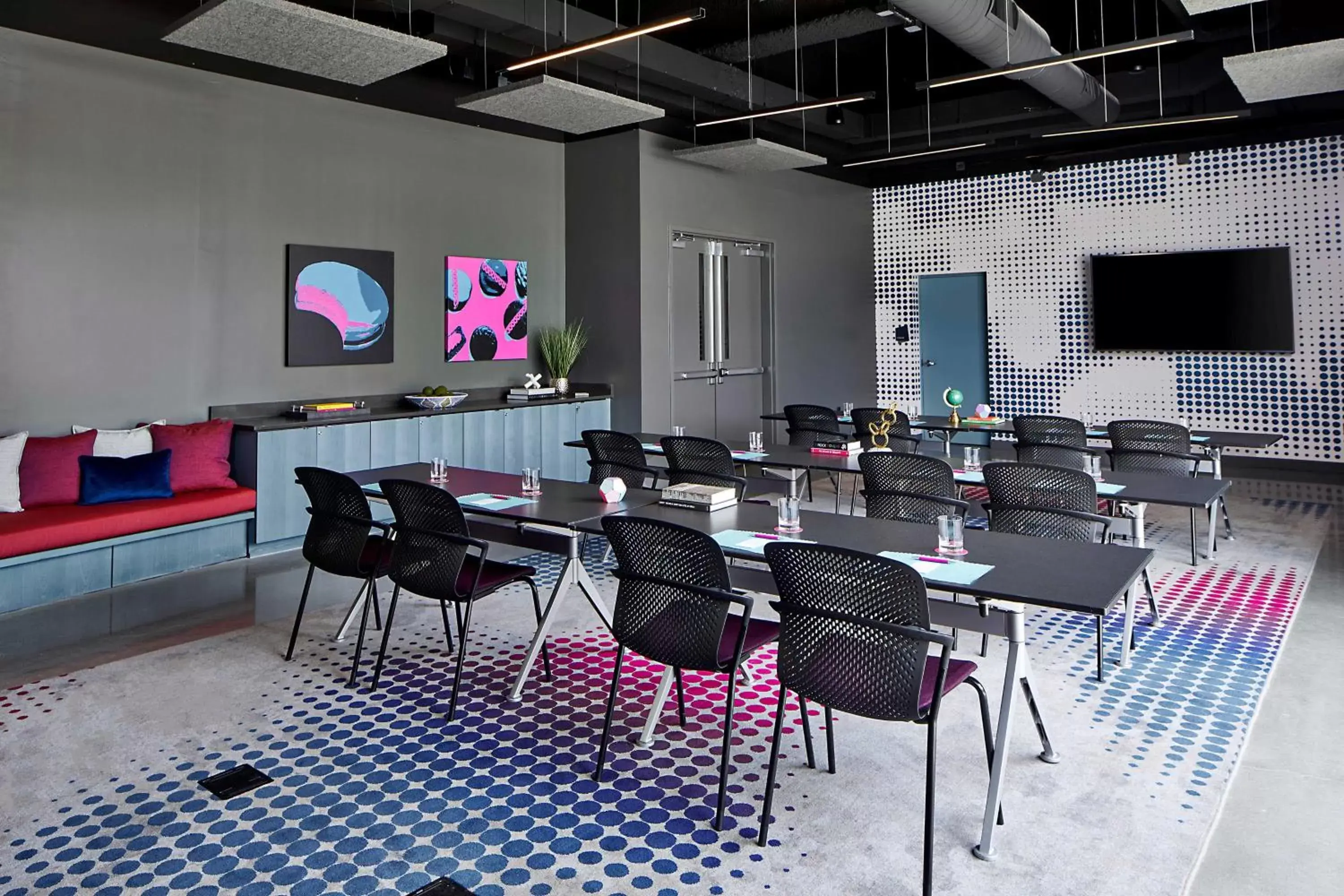 Meeting/conference room, Restaurant/Places to Eat in Aloft Chattanooga Hamilton Place