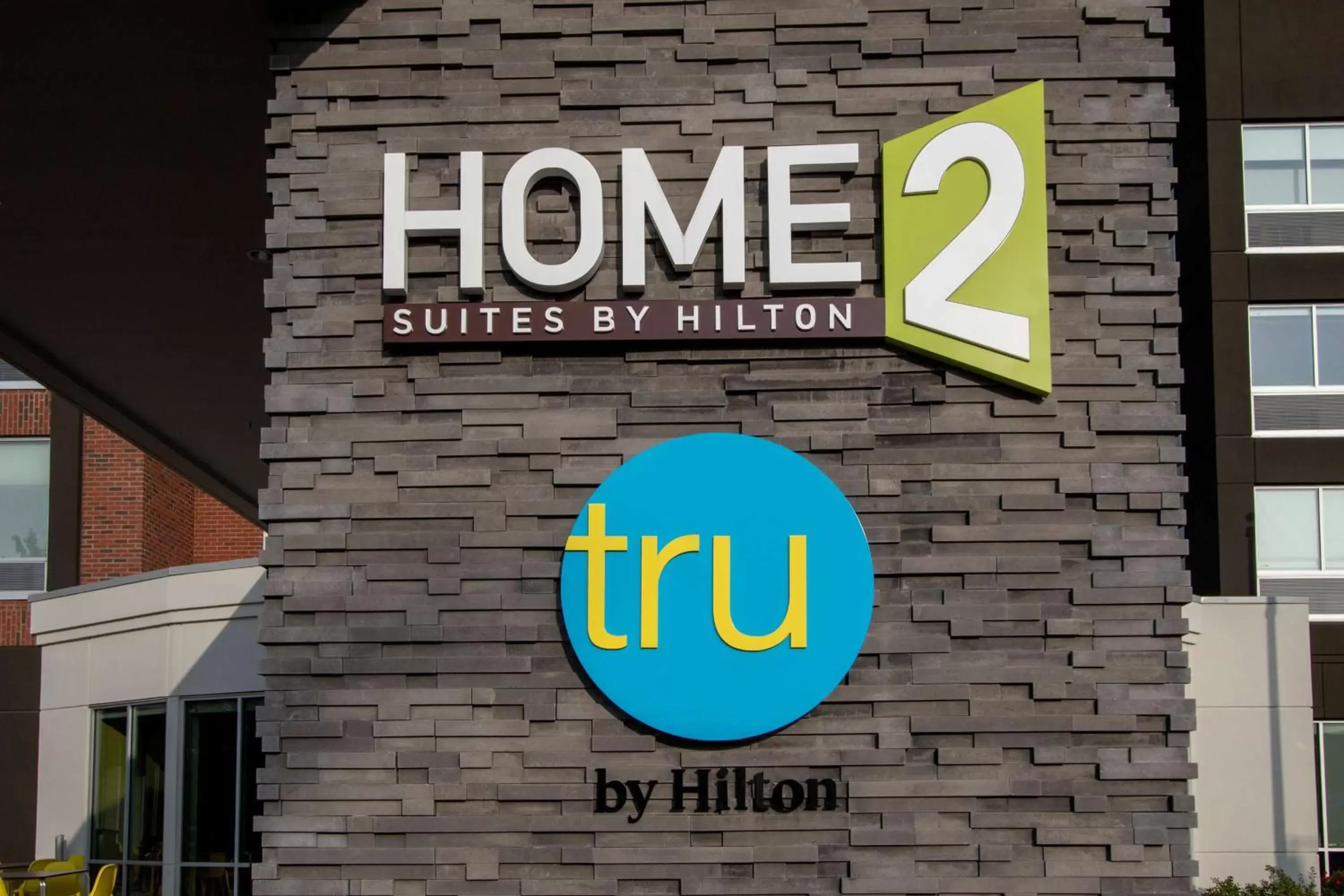 Property building, Property Logo/Sign in Home2 Suites By Hilton Grove City Columbus