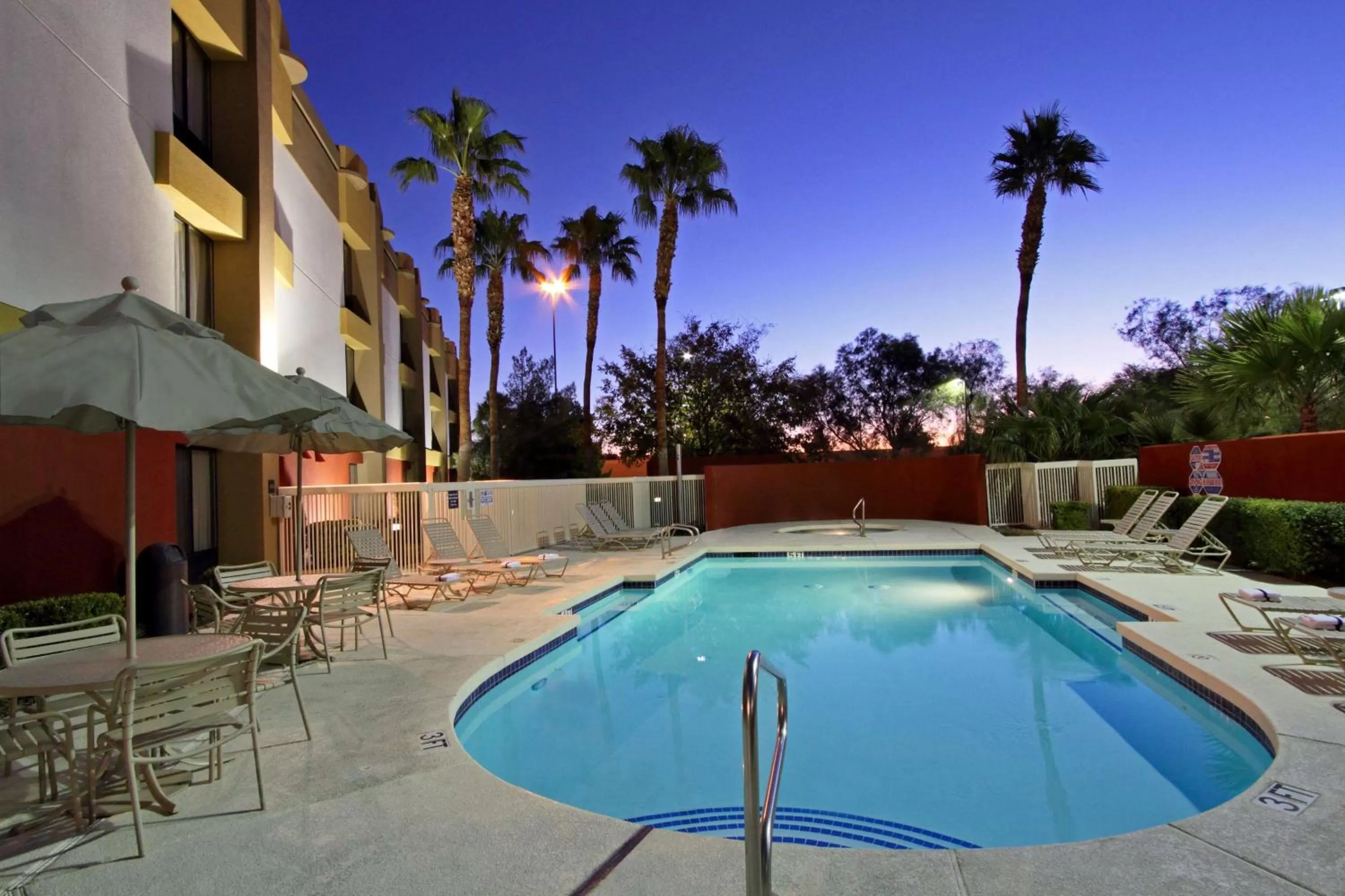 Pool view in Hampton Inn Las Vegas/Summerlin