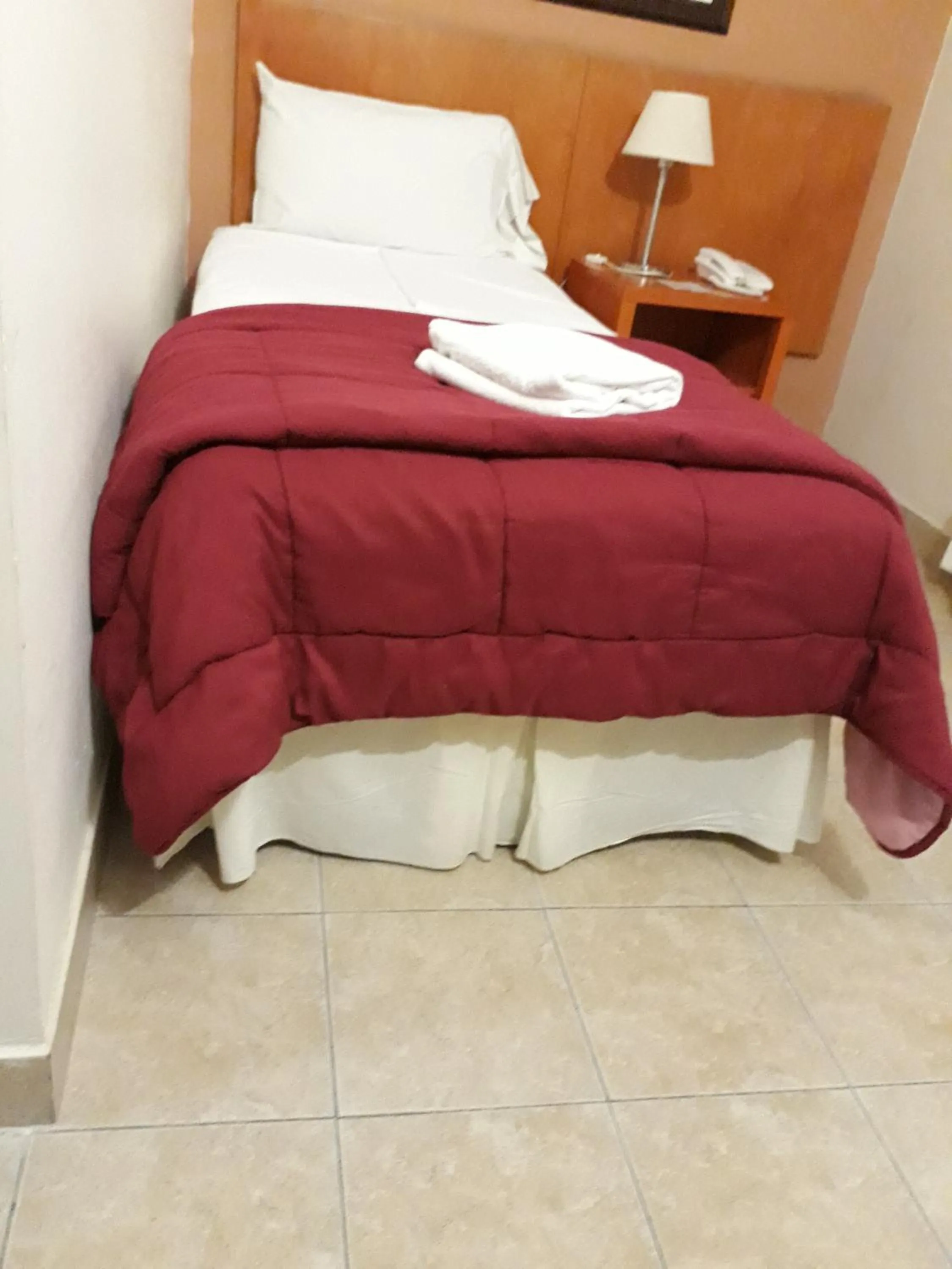 Bed in Hotel UTHGRA de las Luces