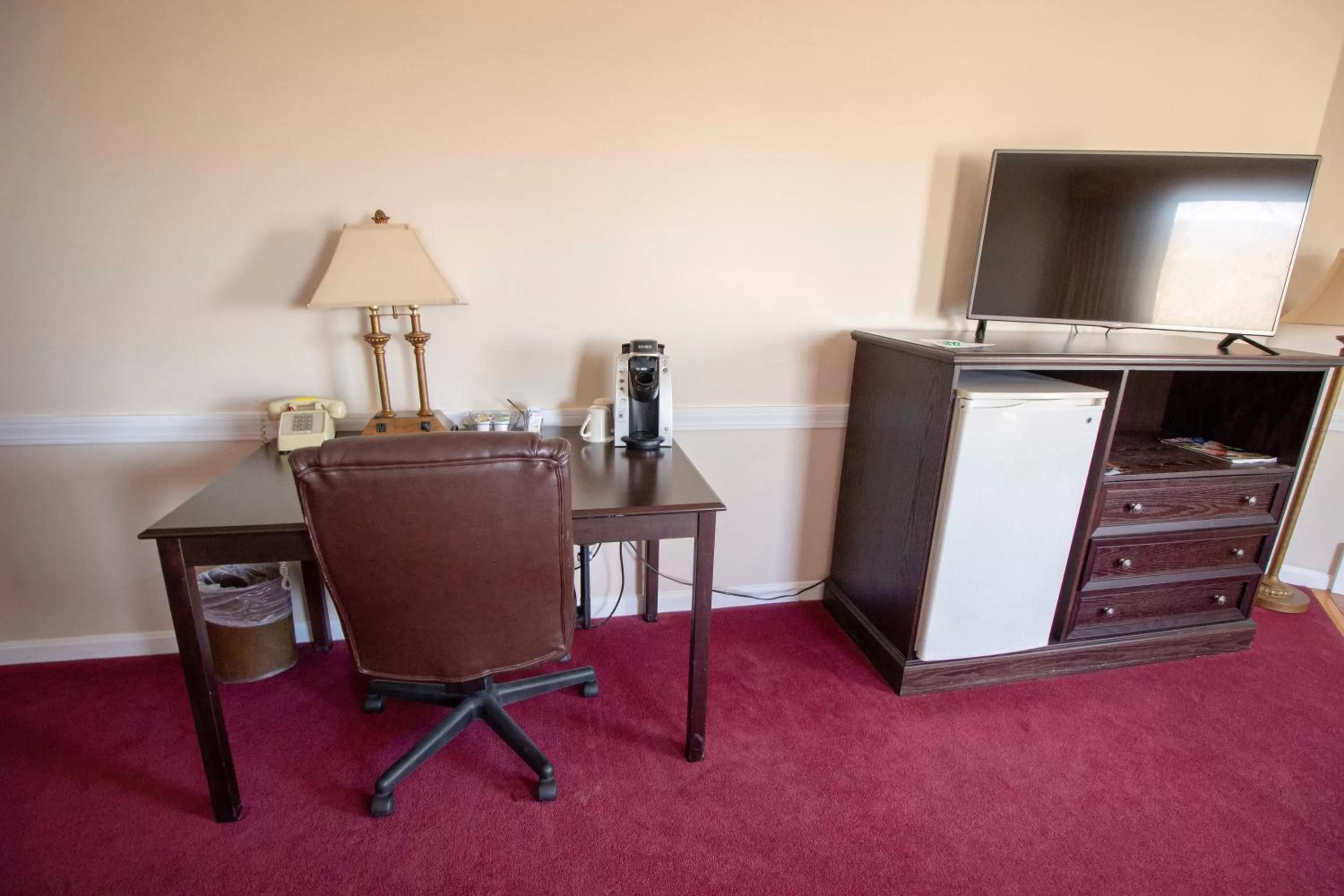 TV/Entertainment Center in The Lucerne Inn