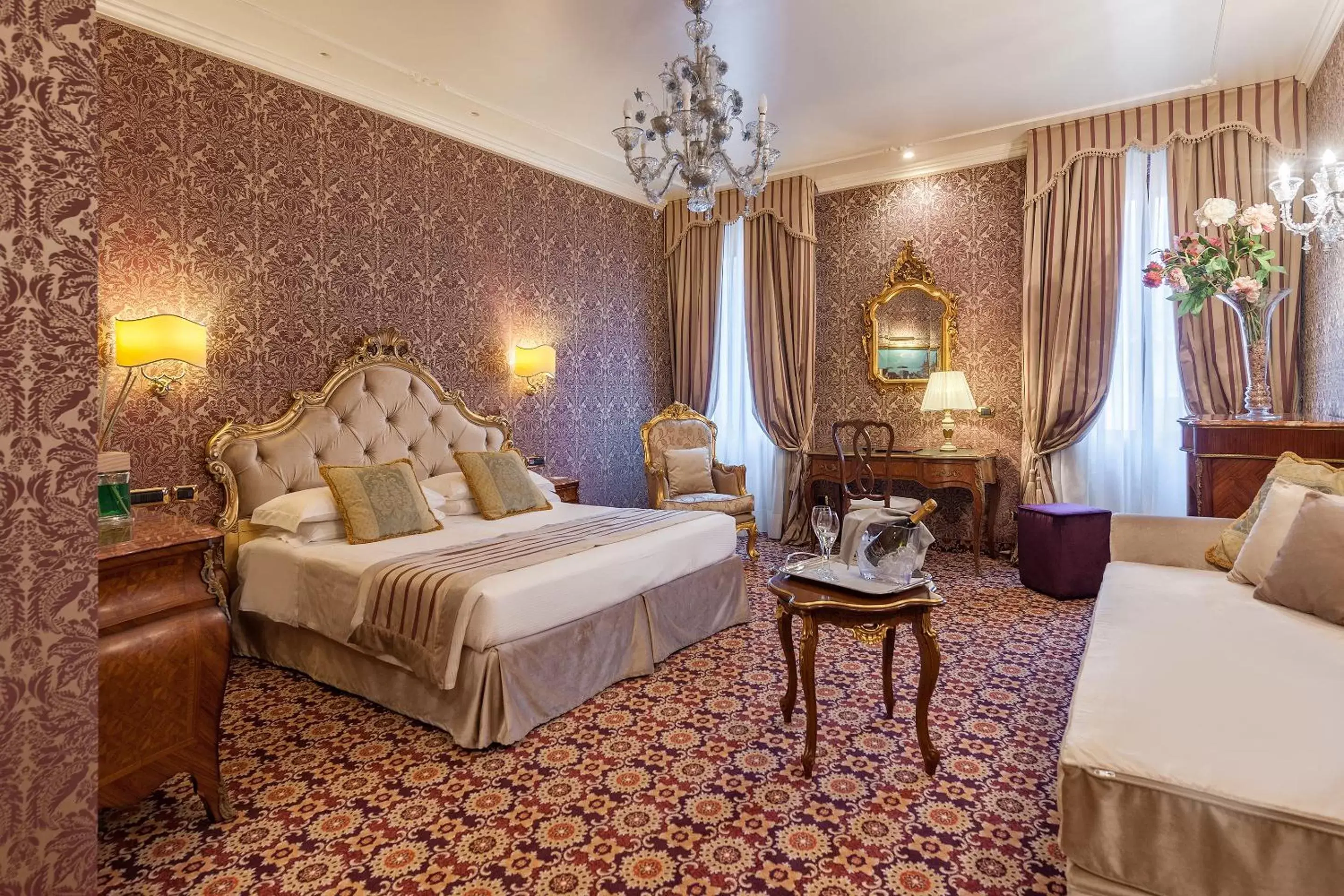 Photo of the whole room in Hotel Ca' dei Conti