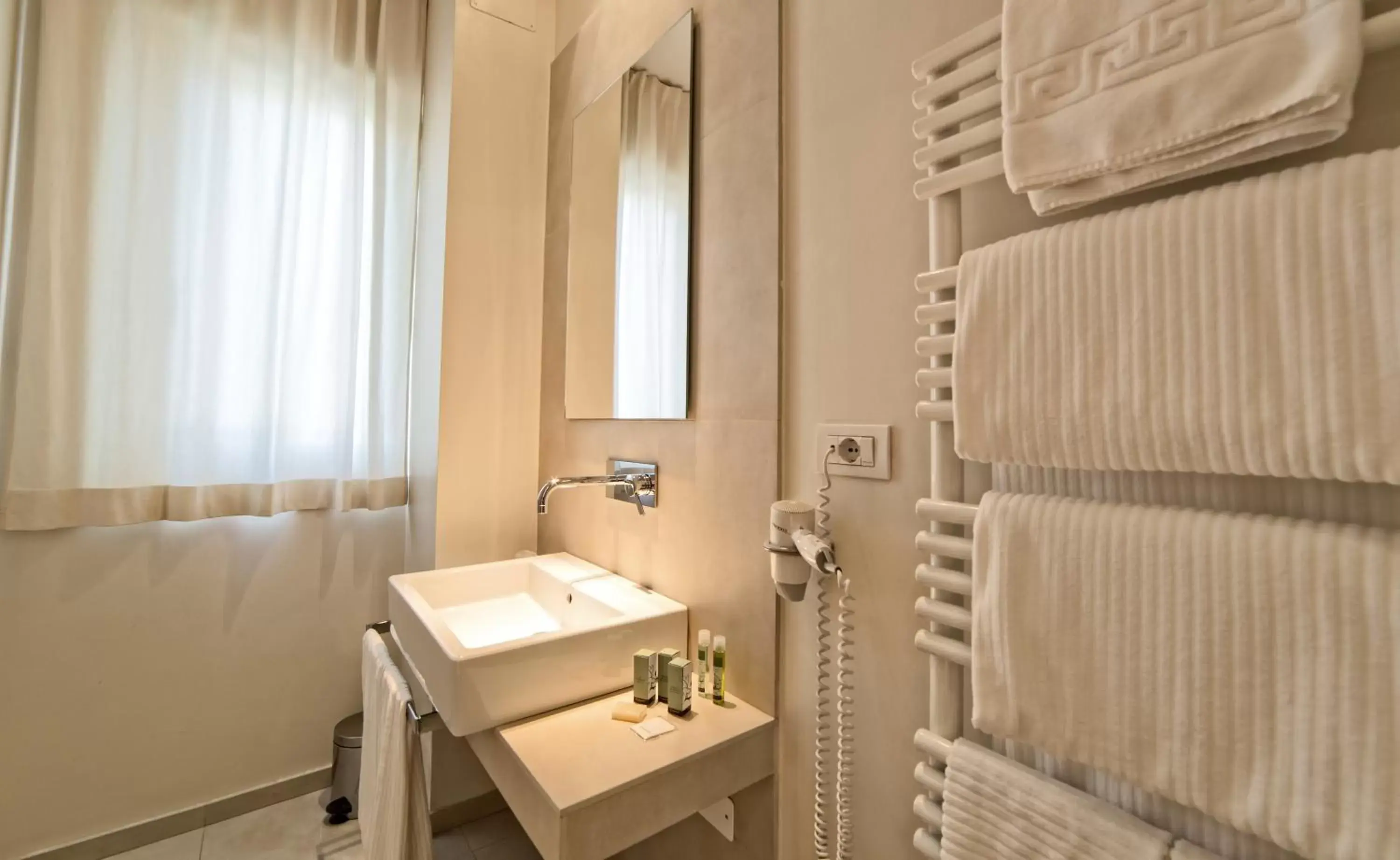 Bathroom in Hotel Country House La Radice