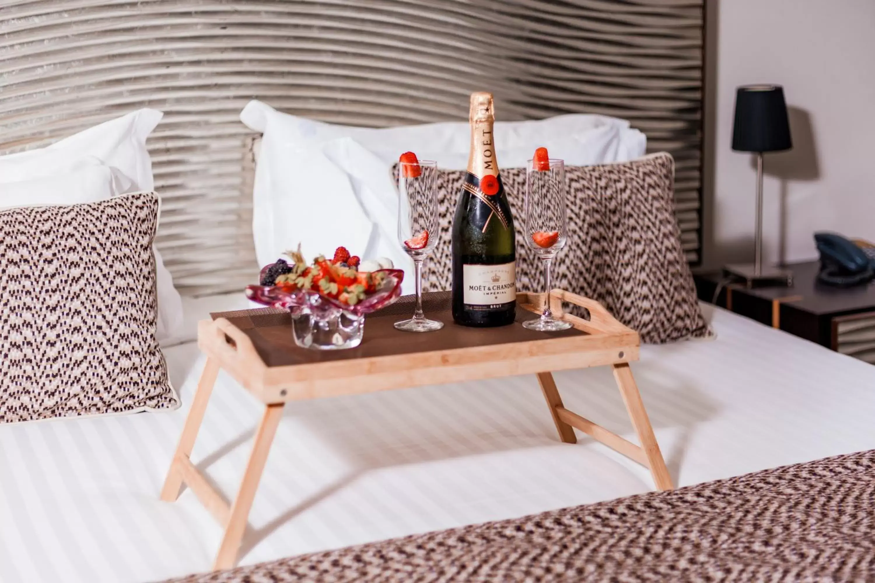 Bed, Drinks in Penafiel Park Hotel & Spa