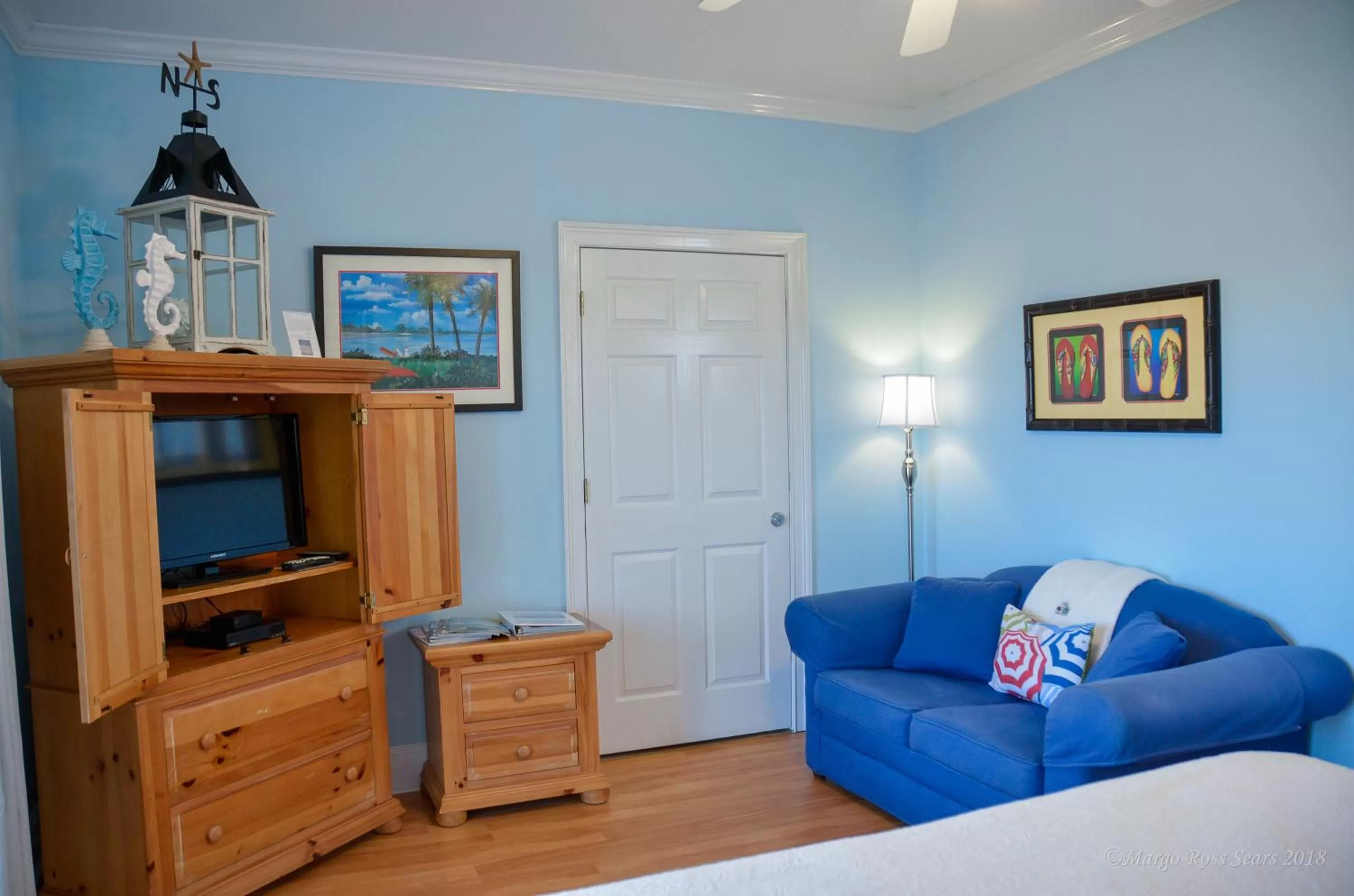 Bed in The Sunset Inn