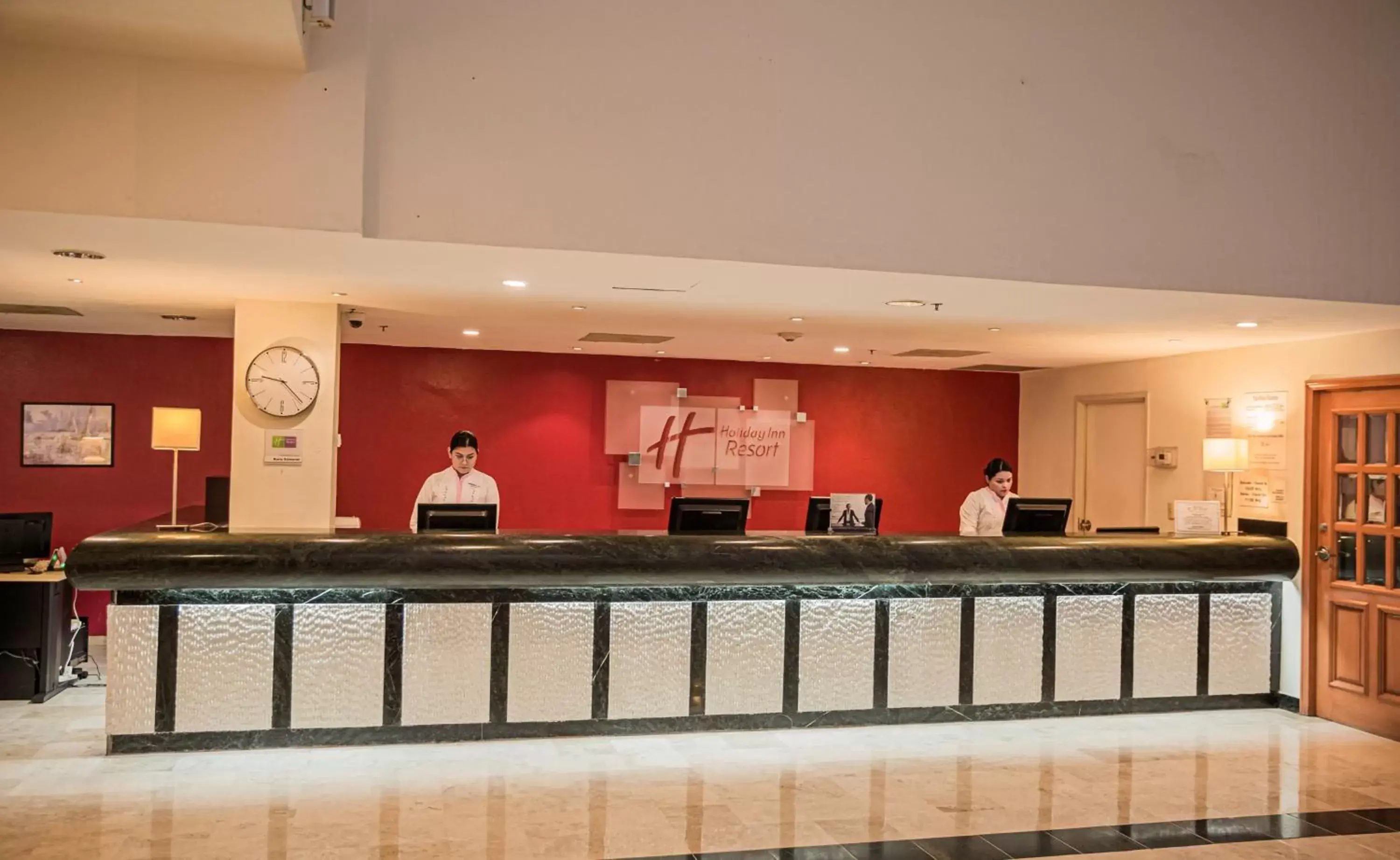 Lobby or reception, Lobby/Reception in Holiday Inn Resort Acapulco, an IHG Hotel