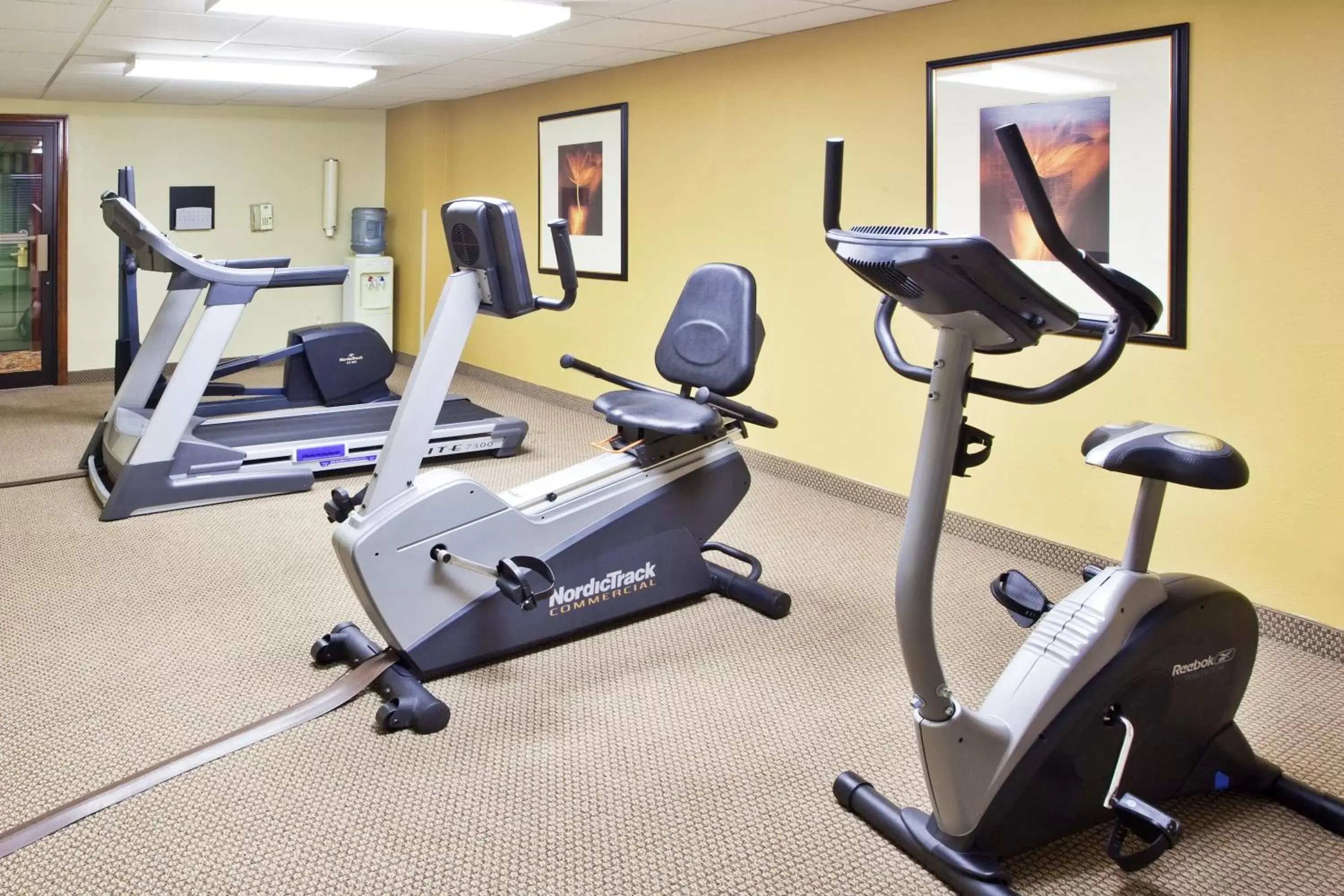 Fitness centre/facilities, Fitness Center/Facilities in Country Inn & Suites by Radisson, Kingsland, GA