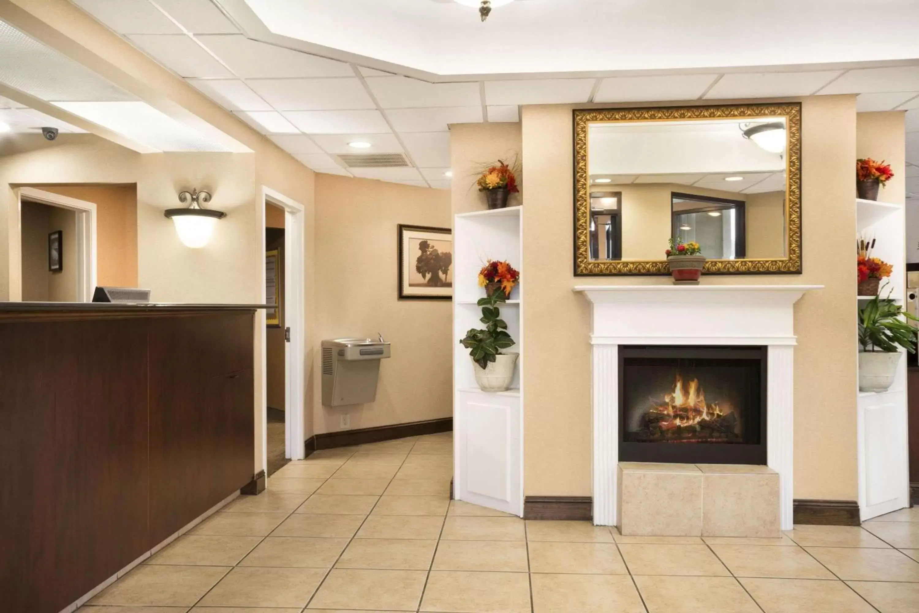 Lobby or reception, Lobby/Reception in Days Inn by Wyndham Weldon Roanoke Rapids