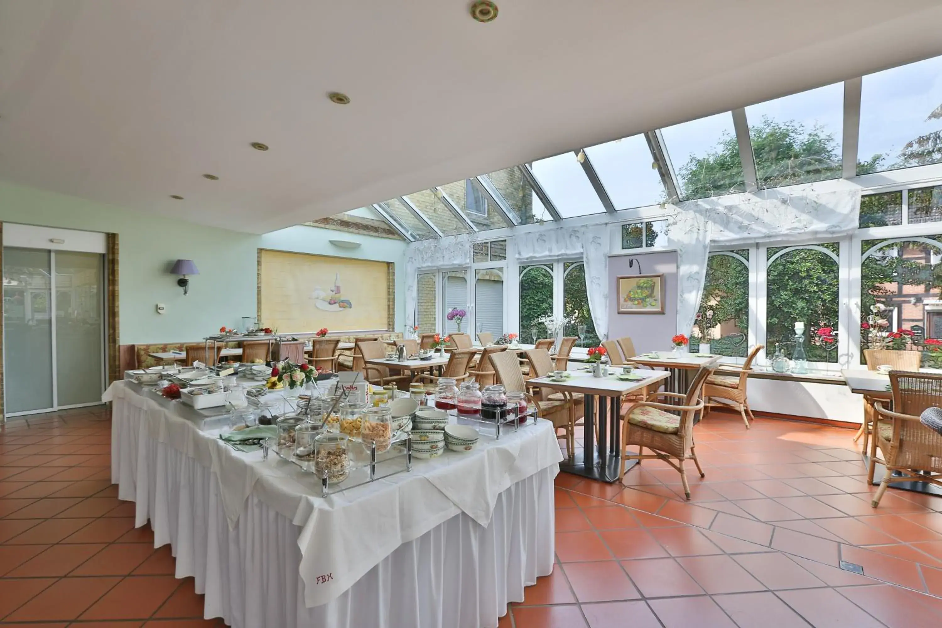 Buffet breakfast, Restaurant/Places to Eat in Hotel Gödecke