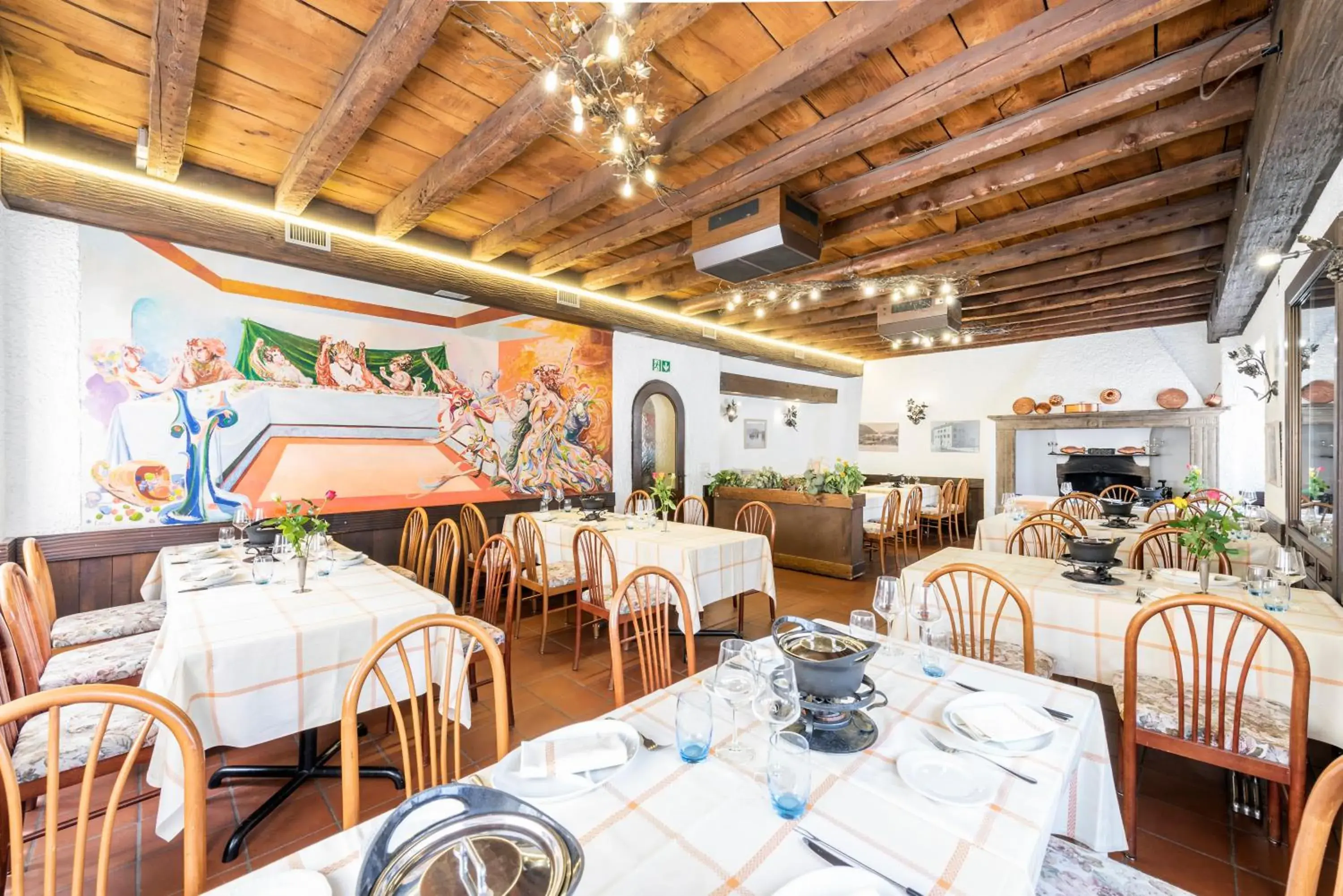 Restaurant/Places to Eat in Albergo Ristorante Svizzero