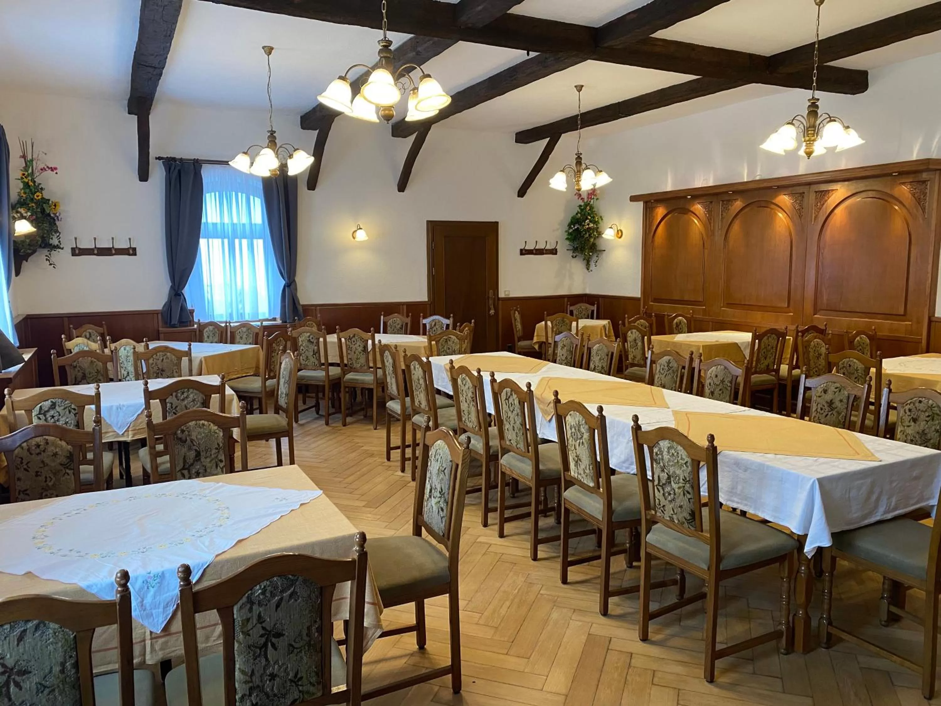 Restaurant/places to eat in Hotel Bielatal