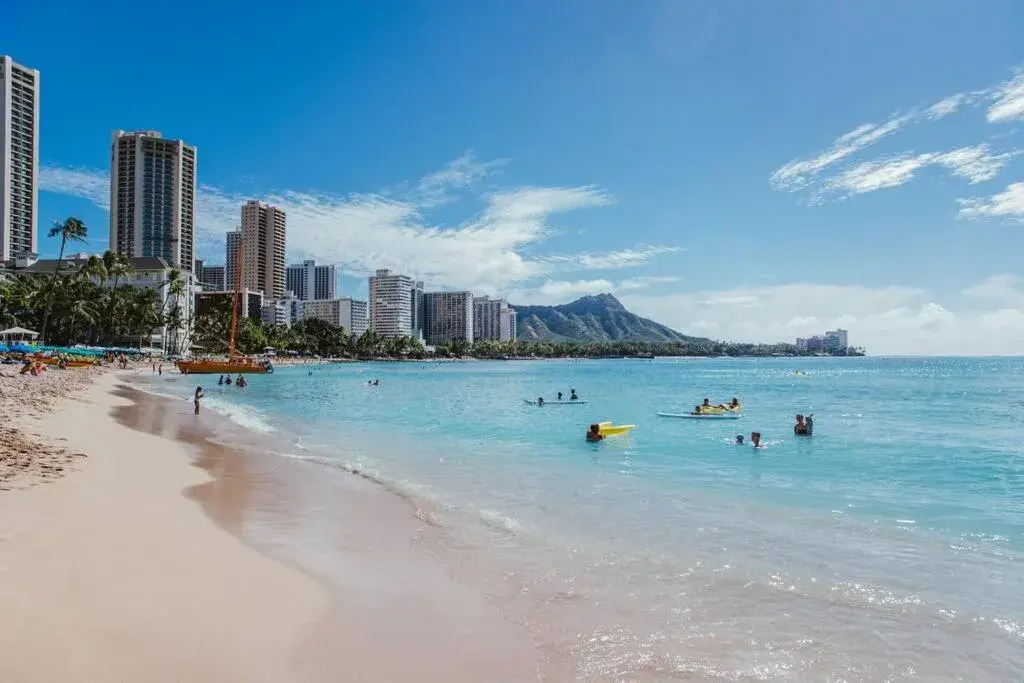 Beach in Waikiki Shore by Outrigger