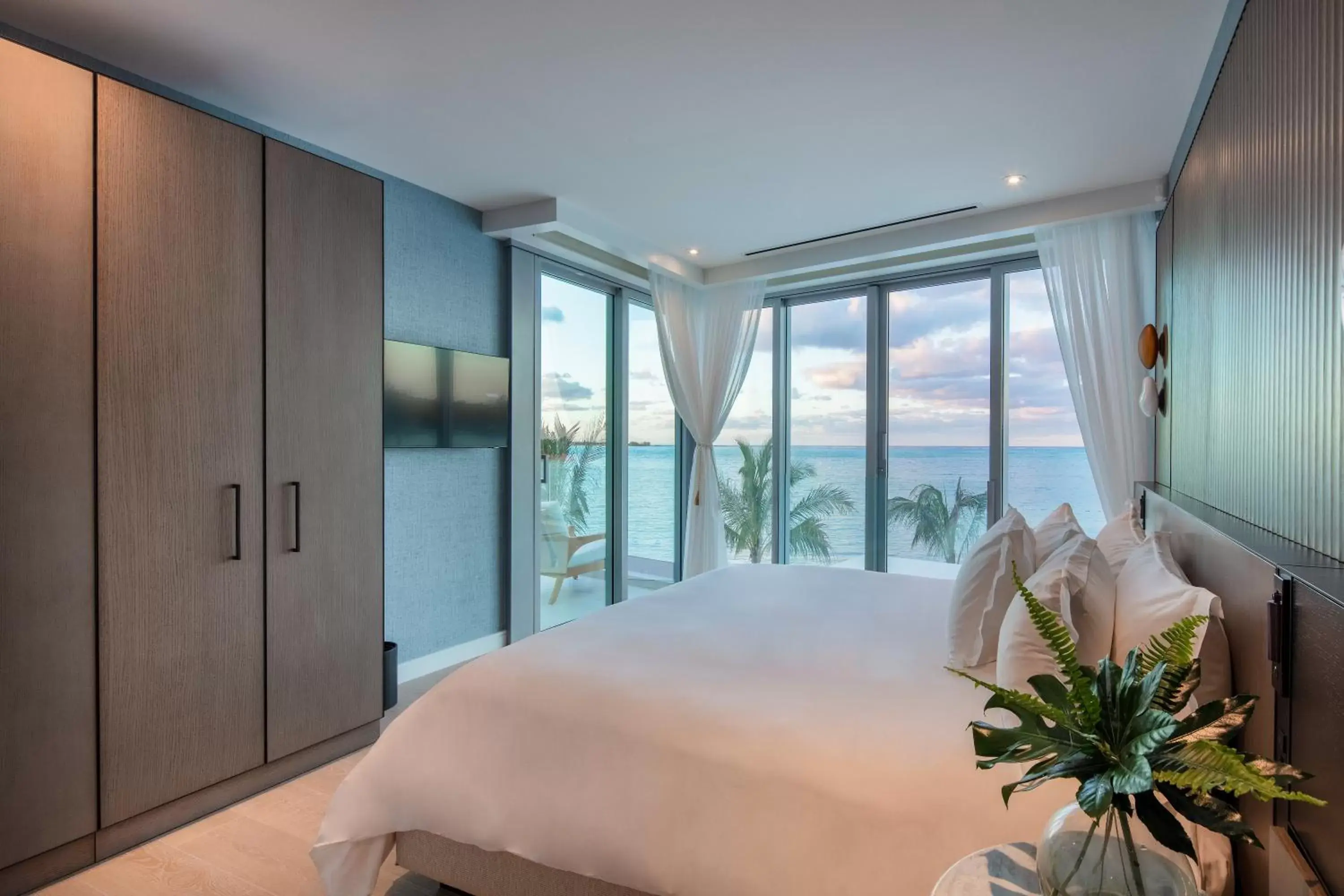 Bedroom in Goldwynn Resort & Residences