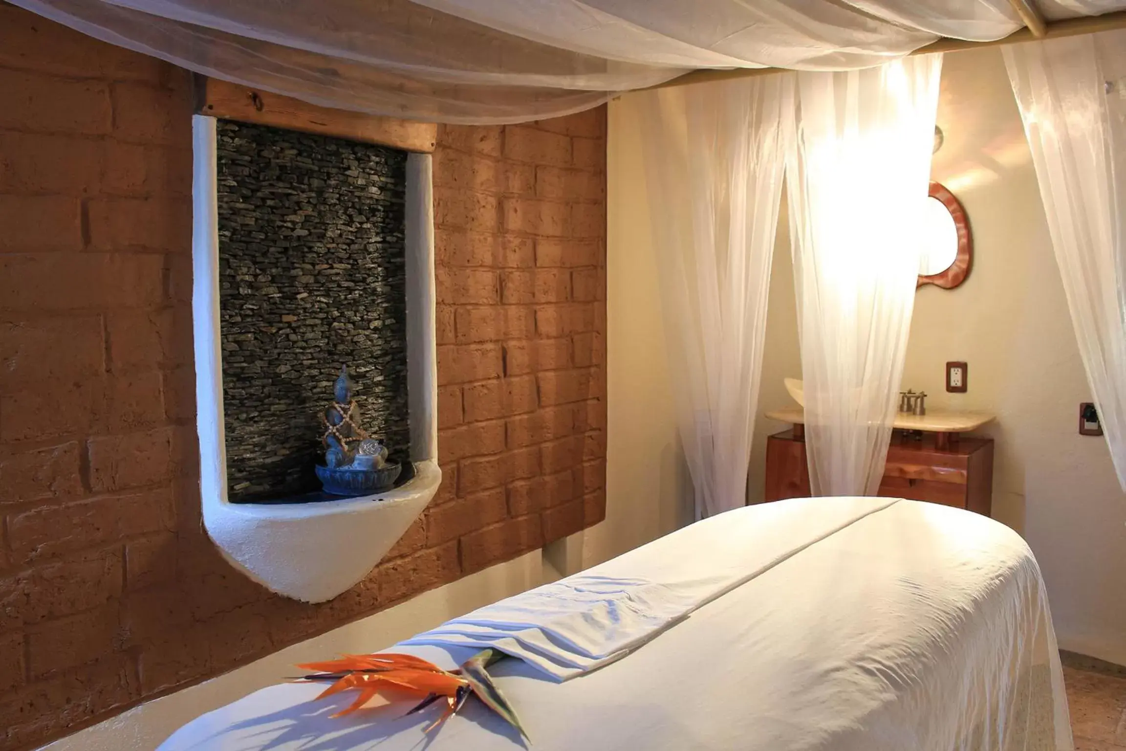 Spa and wellness centre/facilities, Bed in El Santuario Resort & Spa