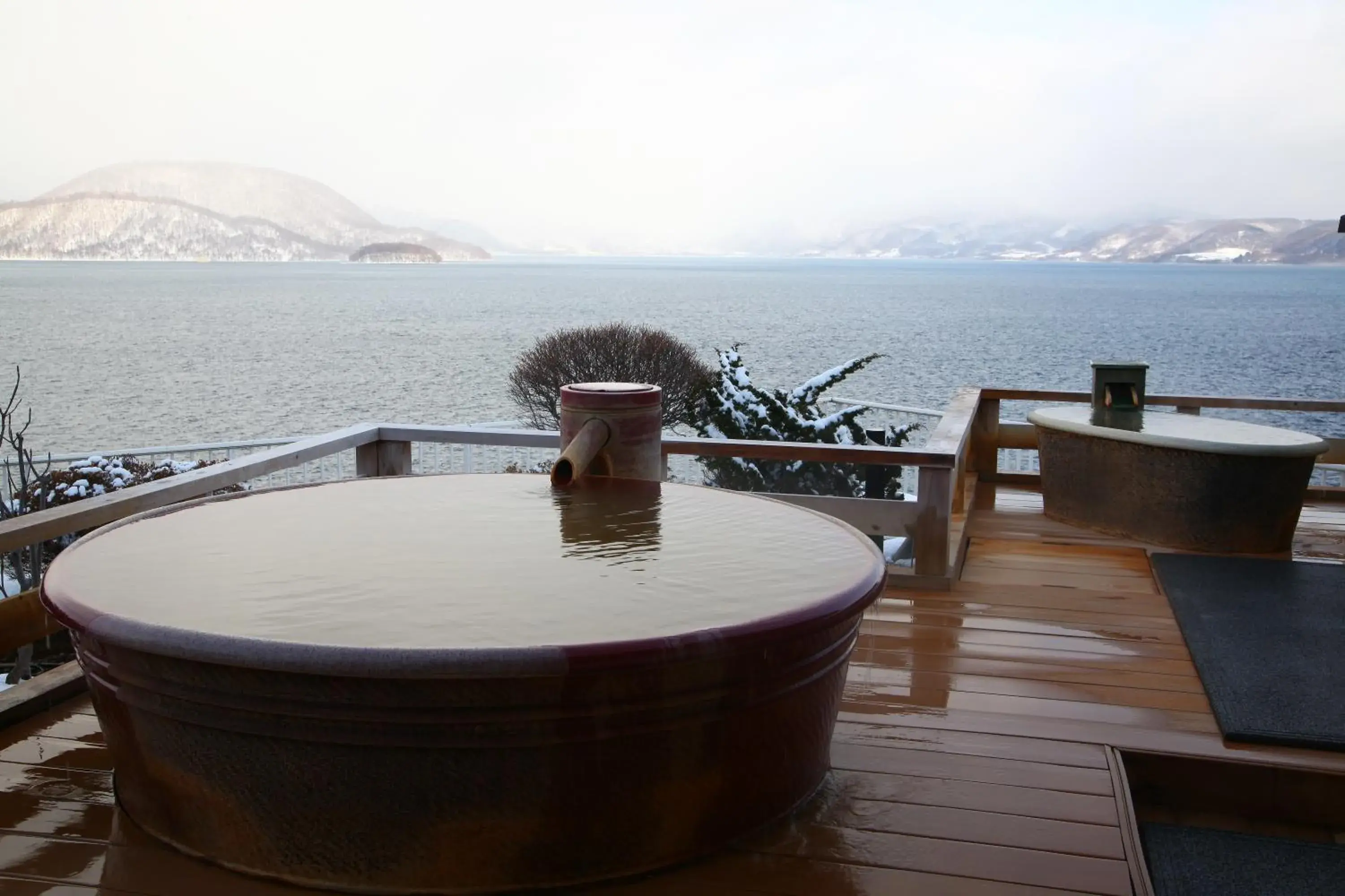 Hot Spring Bath in Toya Kohantei Hotel