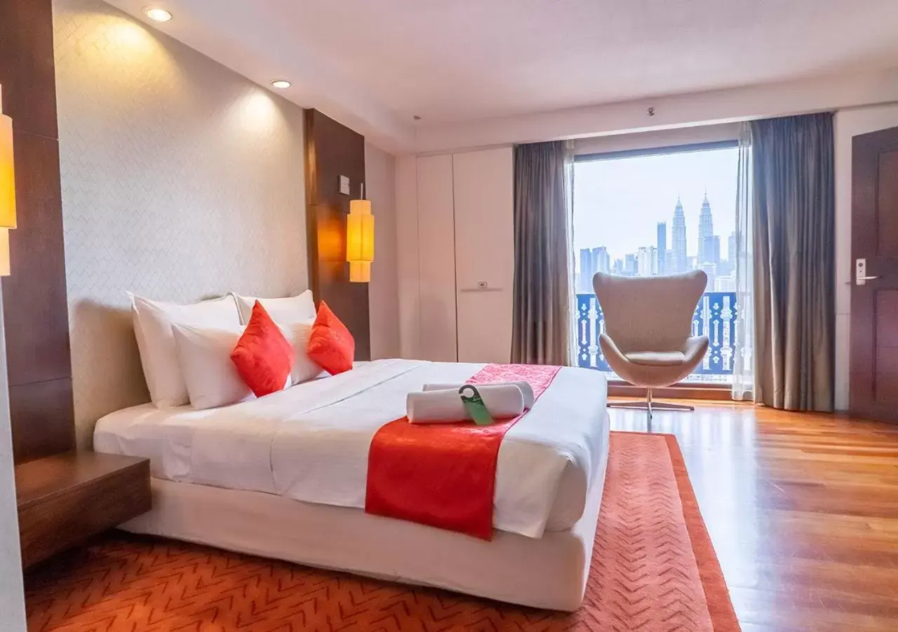 City view, Bed in Seri Pacific Hotel Kuala Lumpur