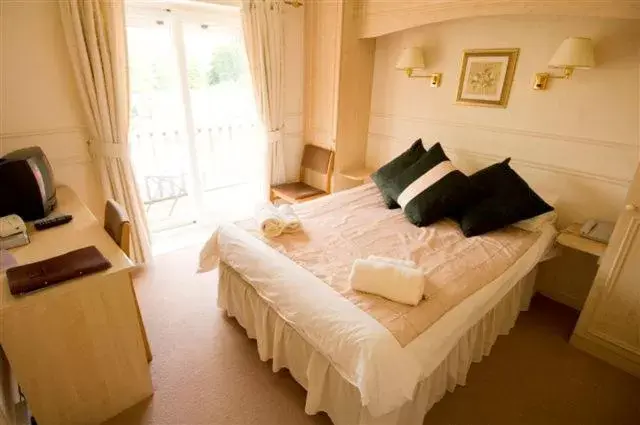 Double Room with Balcony in Old Court Hotel & Apartments Double Room with Balcony in Old Court Hotel & Apartments