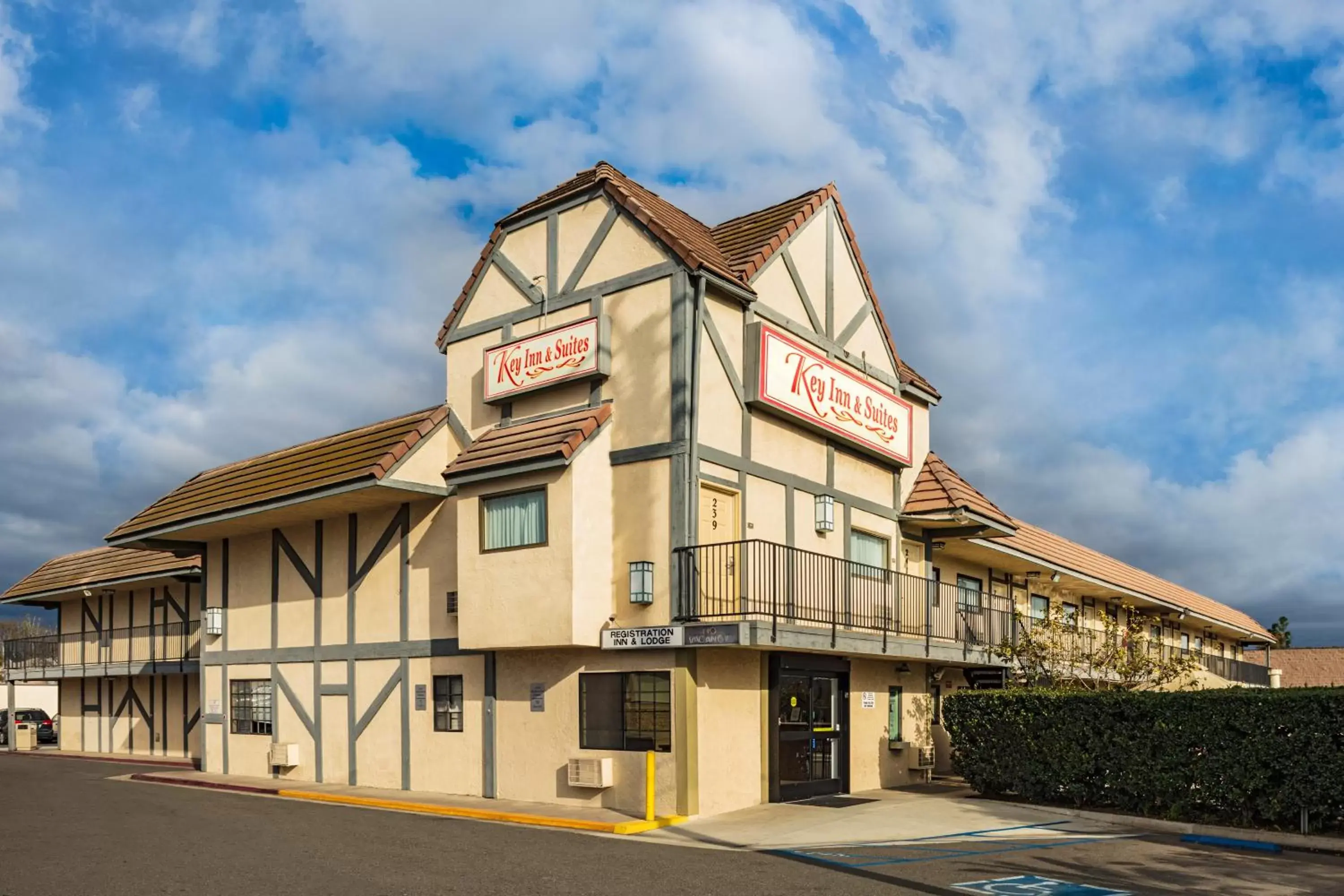 Property building in Key Inn and Suites Property building in Key Inn and Suites