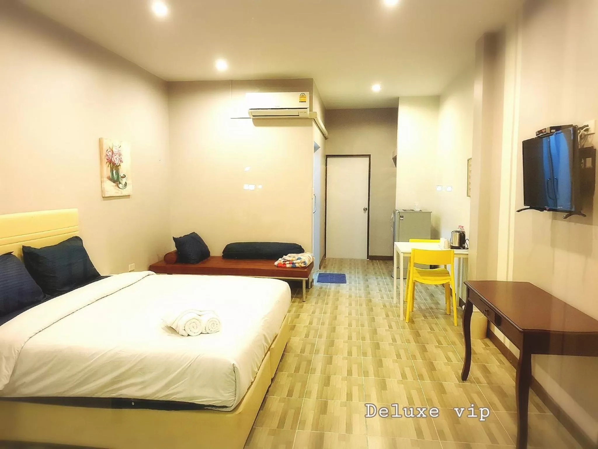 Bed in The Cube Resort