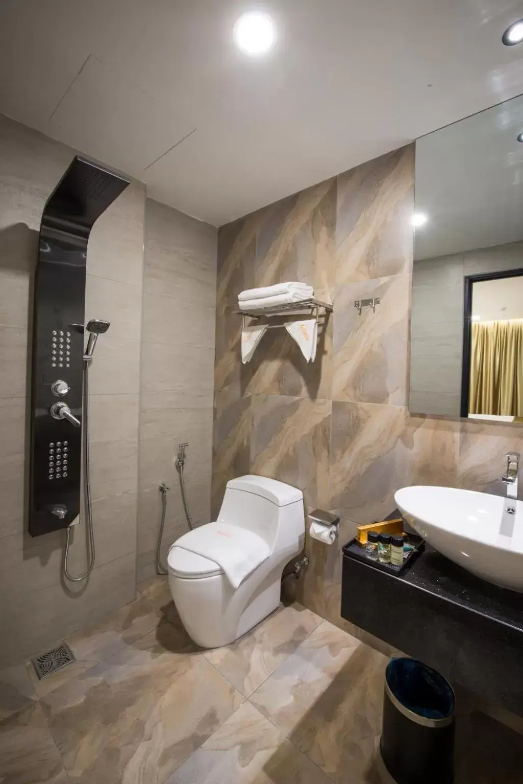 Bathroom in Asiatic Hotel