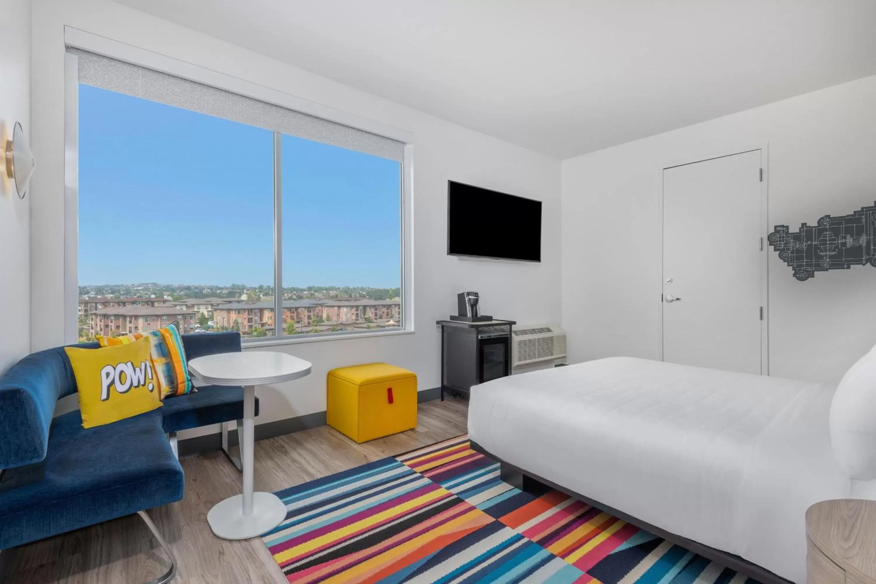 Savvy, Guest room, 1 King in Aloft Denver North Westminster