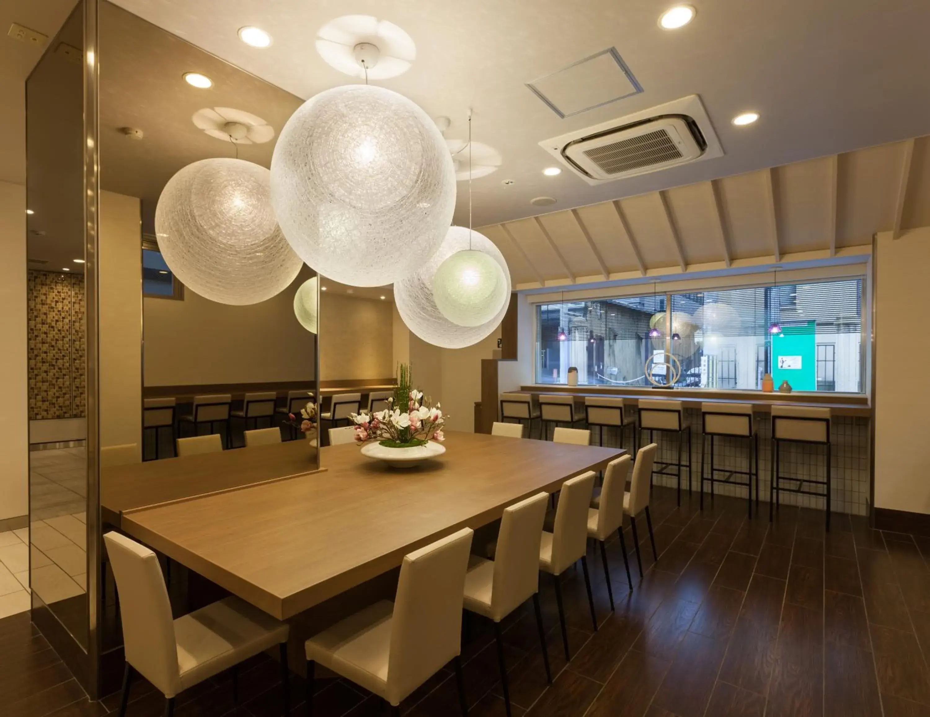 Restaurant/places to eat in Via inn Kyoto Shijomuromachi Restaurant/places to eat in Via inn Kyoto Shijomuromachi