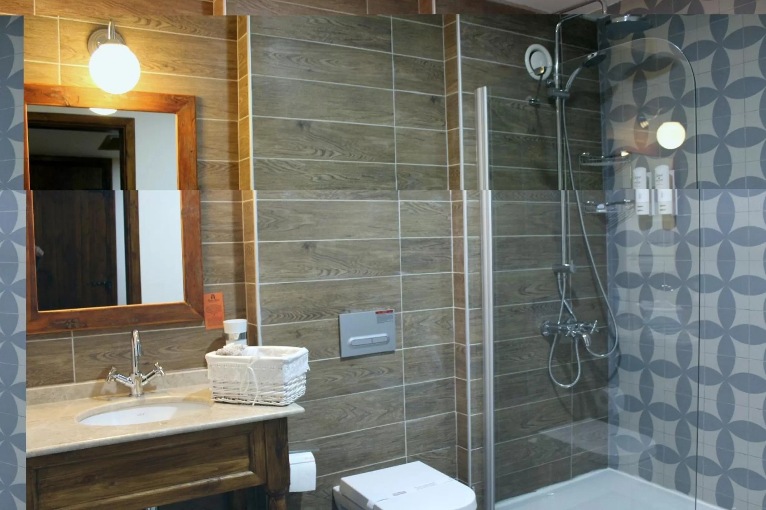 Shower in Kemerli Konak Boutique Hotel