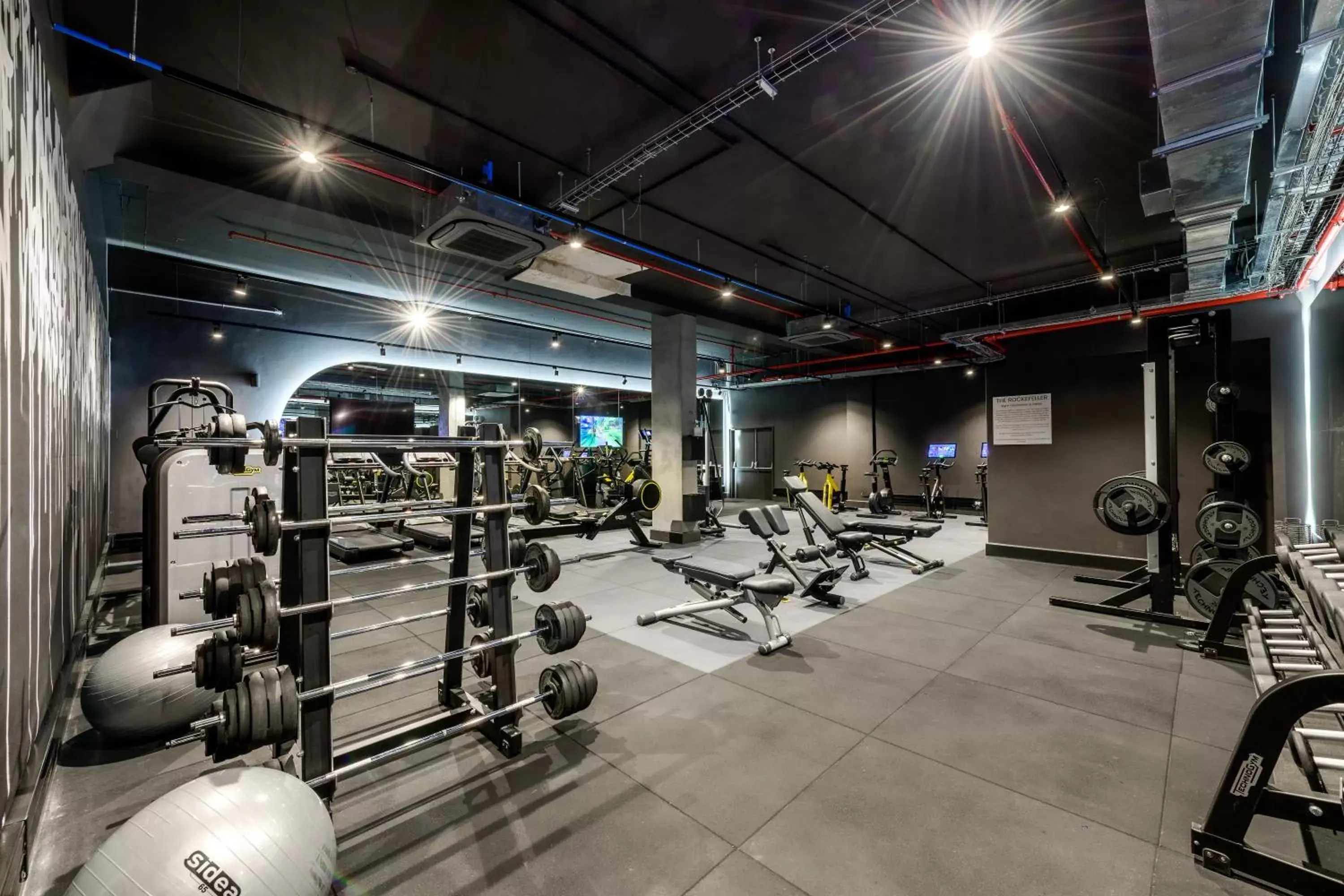 Fitness centre/facilities in The Rockefeller Hotel by NEWMARK Fitness centre/facilities in The Rockefeller Hotel by NEWMARK