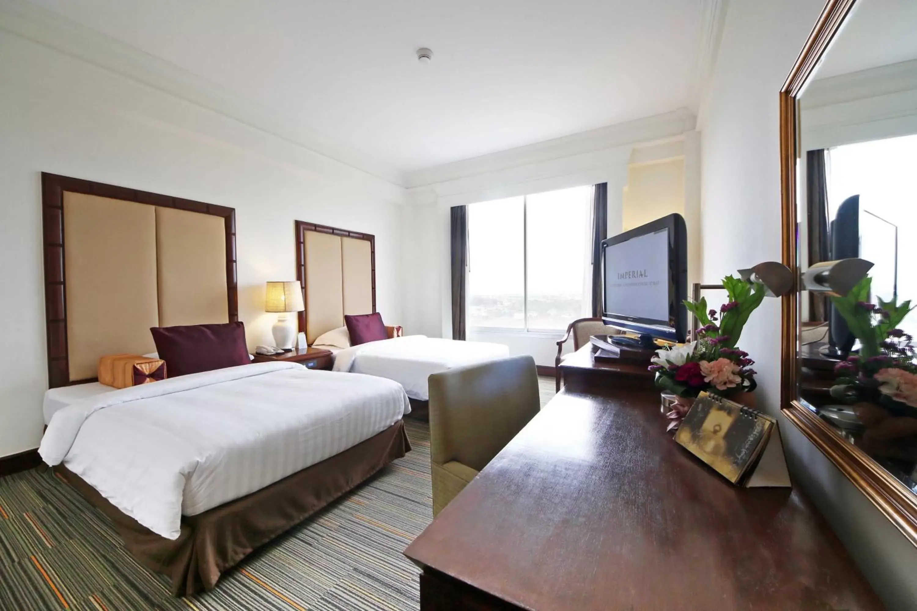 TV and multimedia, Bed in The Imperial Hotel & Convention Centre Korat TV and multimedia, Bed in The Imperial Hotel & Convention Centre Korat