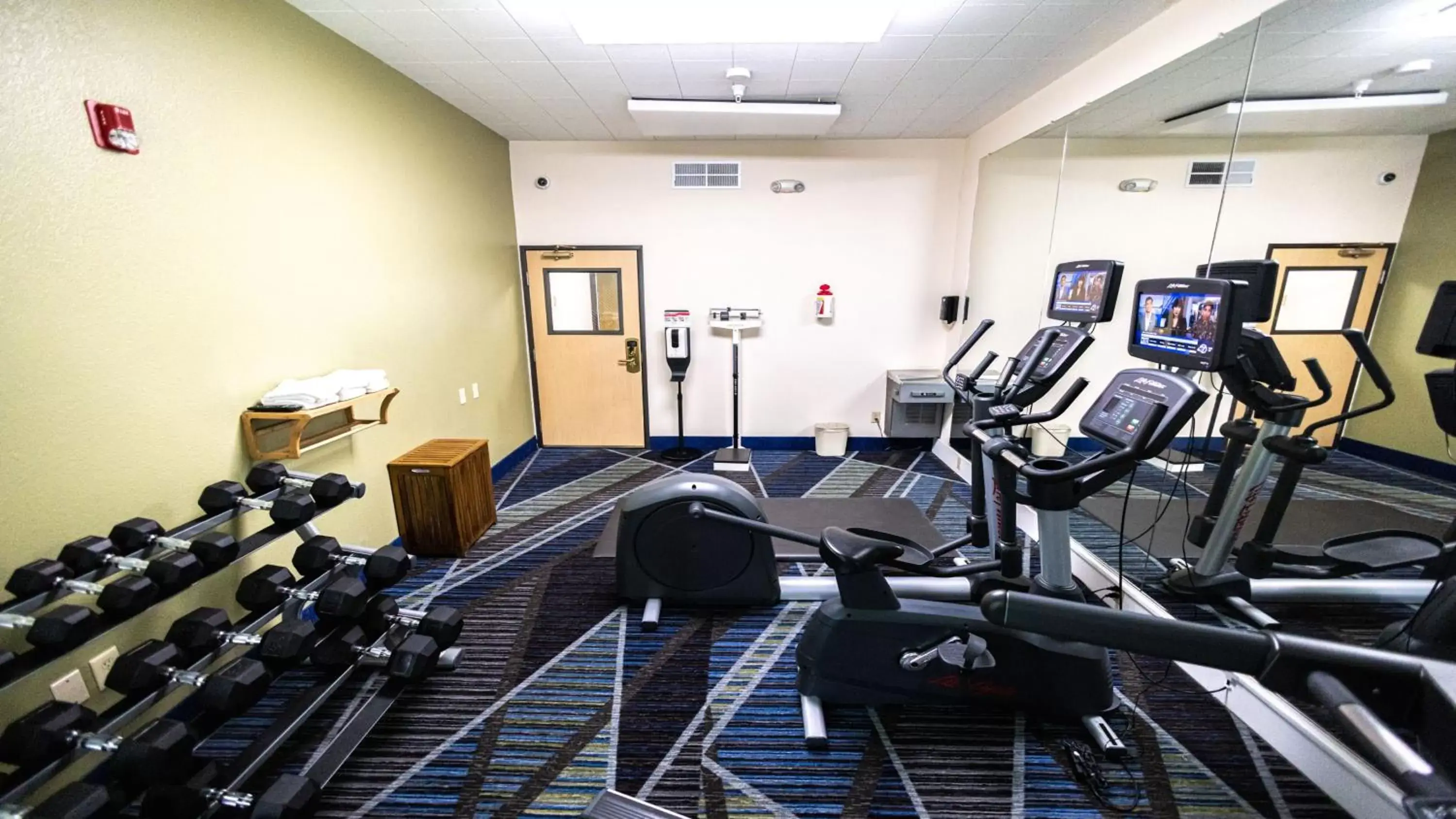 Fitness centre/facilities, Fitness Center/Facilities in Holiday Inn Express Berkeley, an IHG Hotel