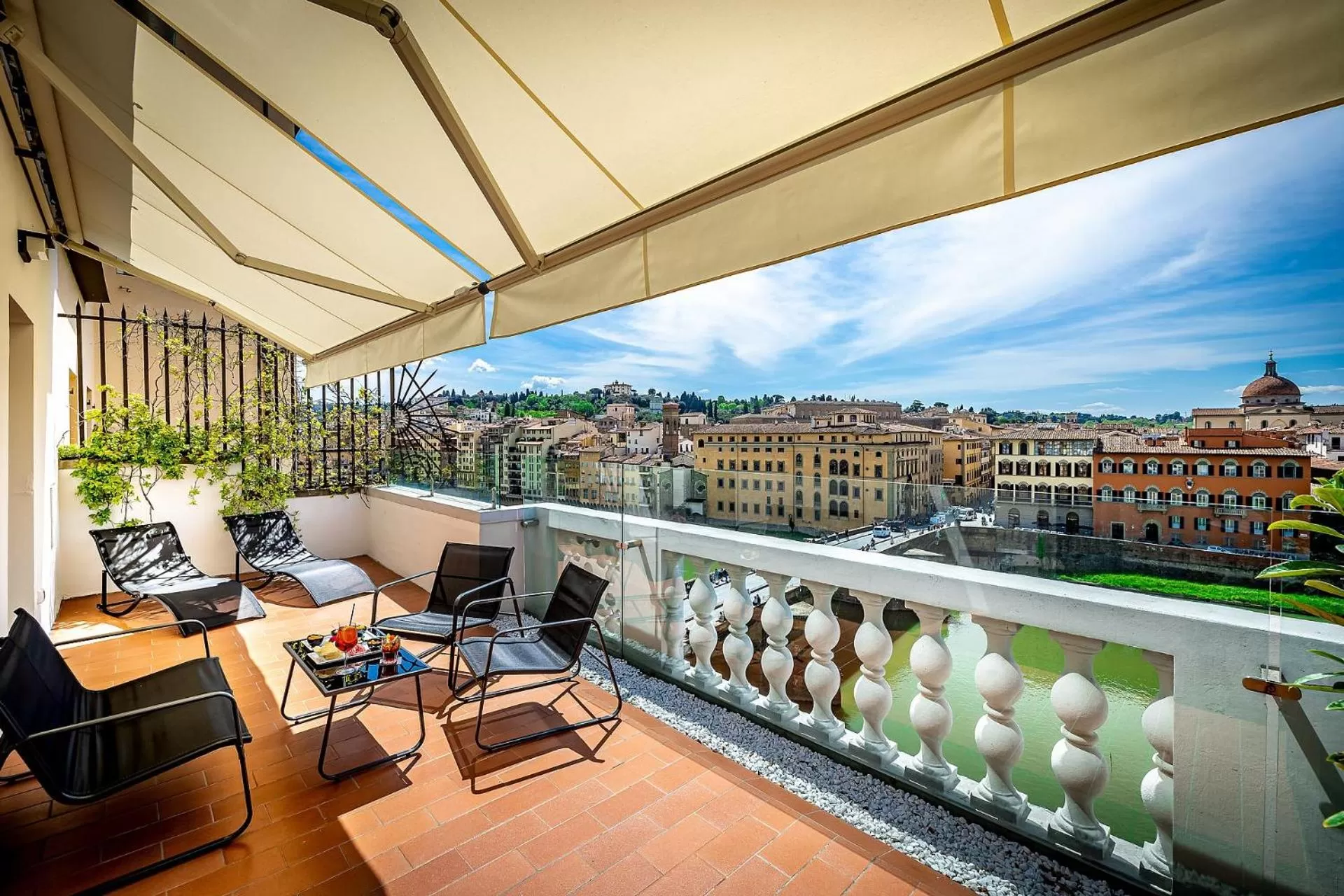 Balcony/Terrace in Palazzo Alfieri - Place of Charme