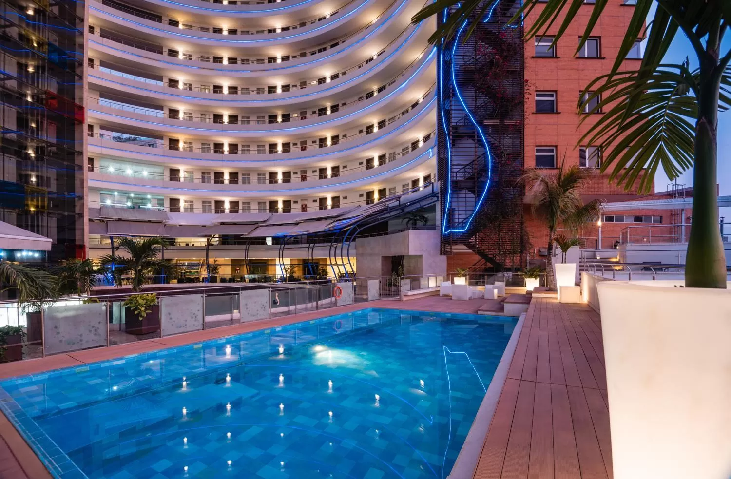 Property building in Hotel Spiwak Chipichape Cali