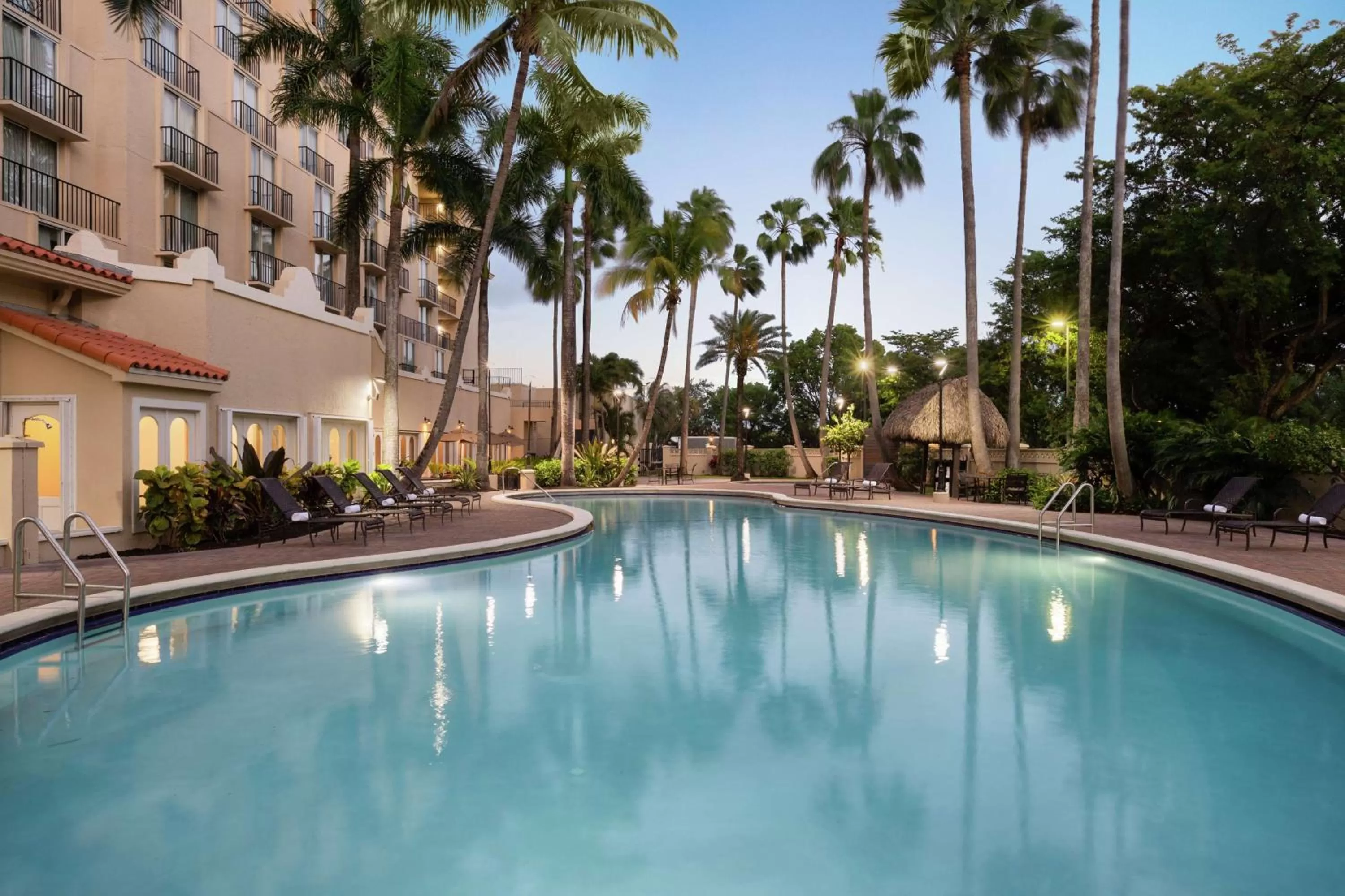 Pool view in Embassy Suites by Hilton Miami International Airport