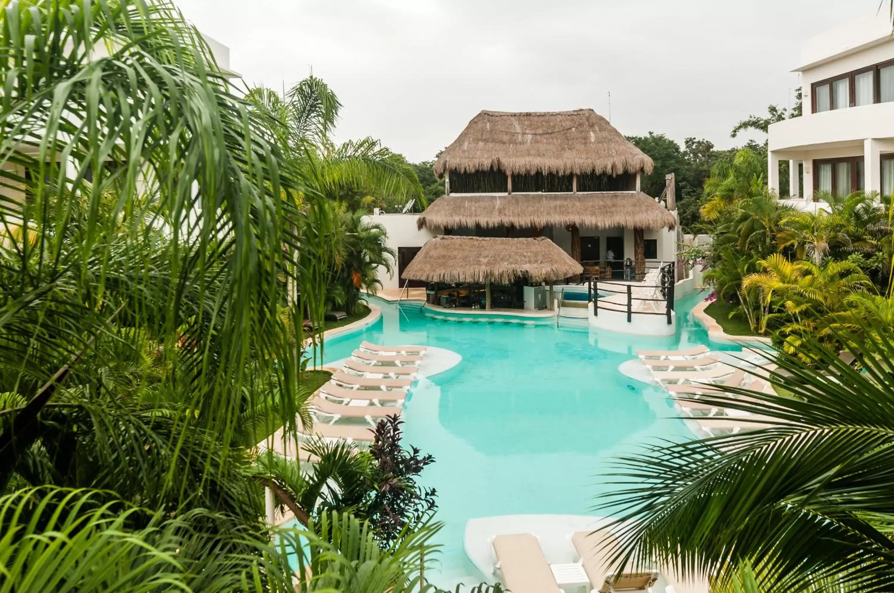 One-Bedroom Apartment in Mak Nuk Village - Clothing Optional One-Bedroom Apartment in Mak Nuk Village - Clothing Optional