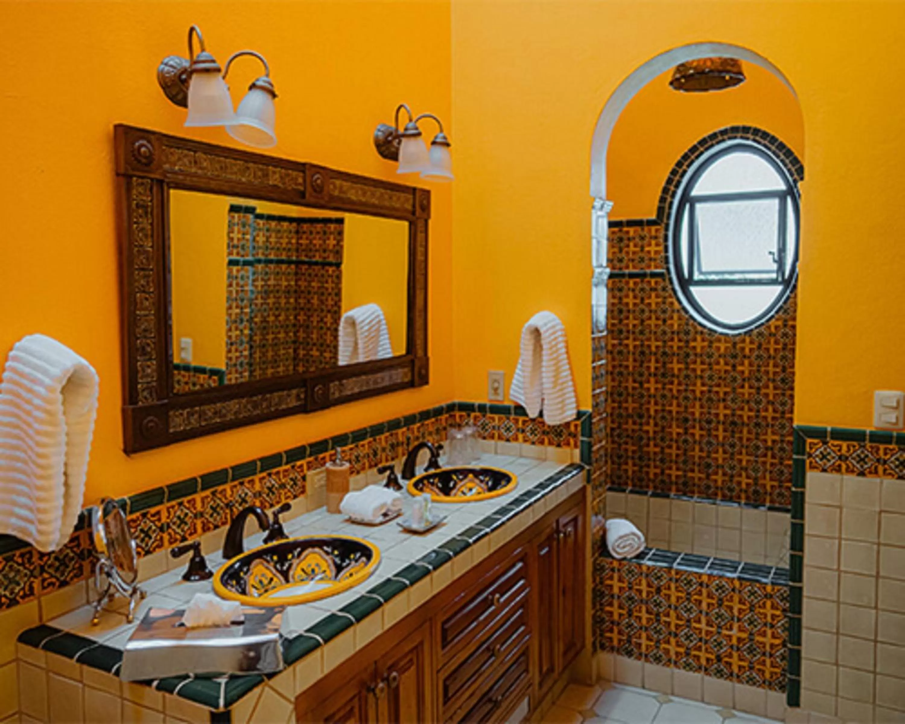 Shower in Casa Don Pascual Hotel Boutique Sweet Home