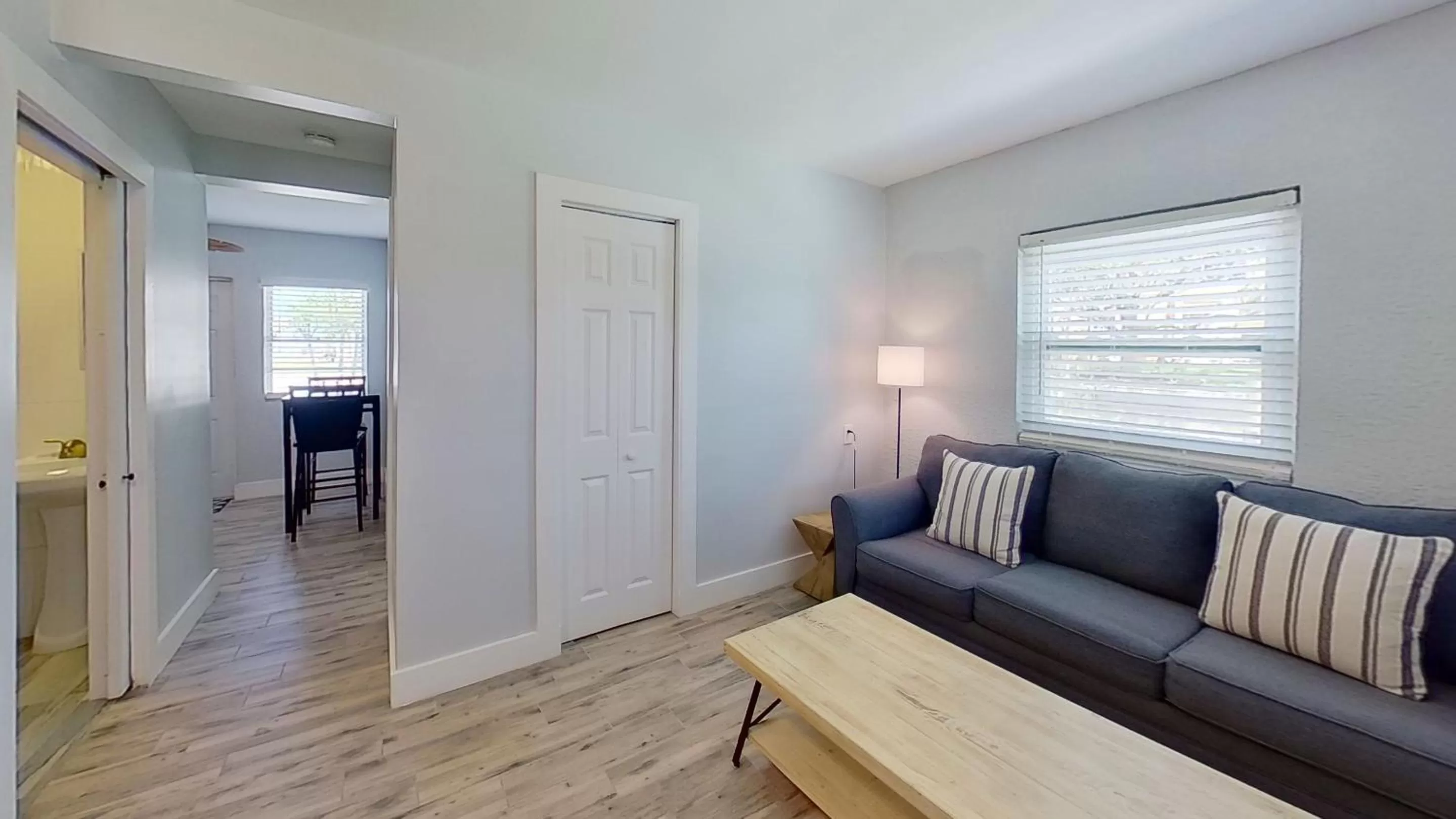 Living room in Matlacha on Shoreview