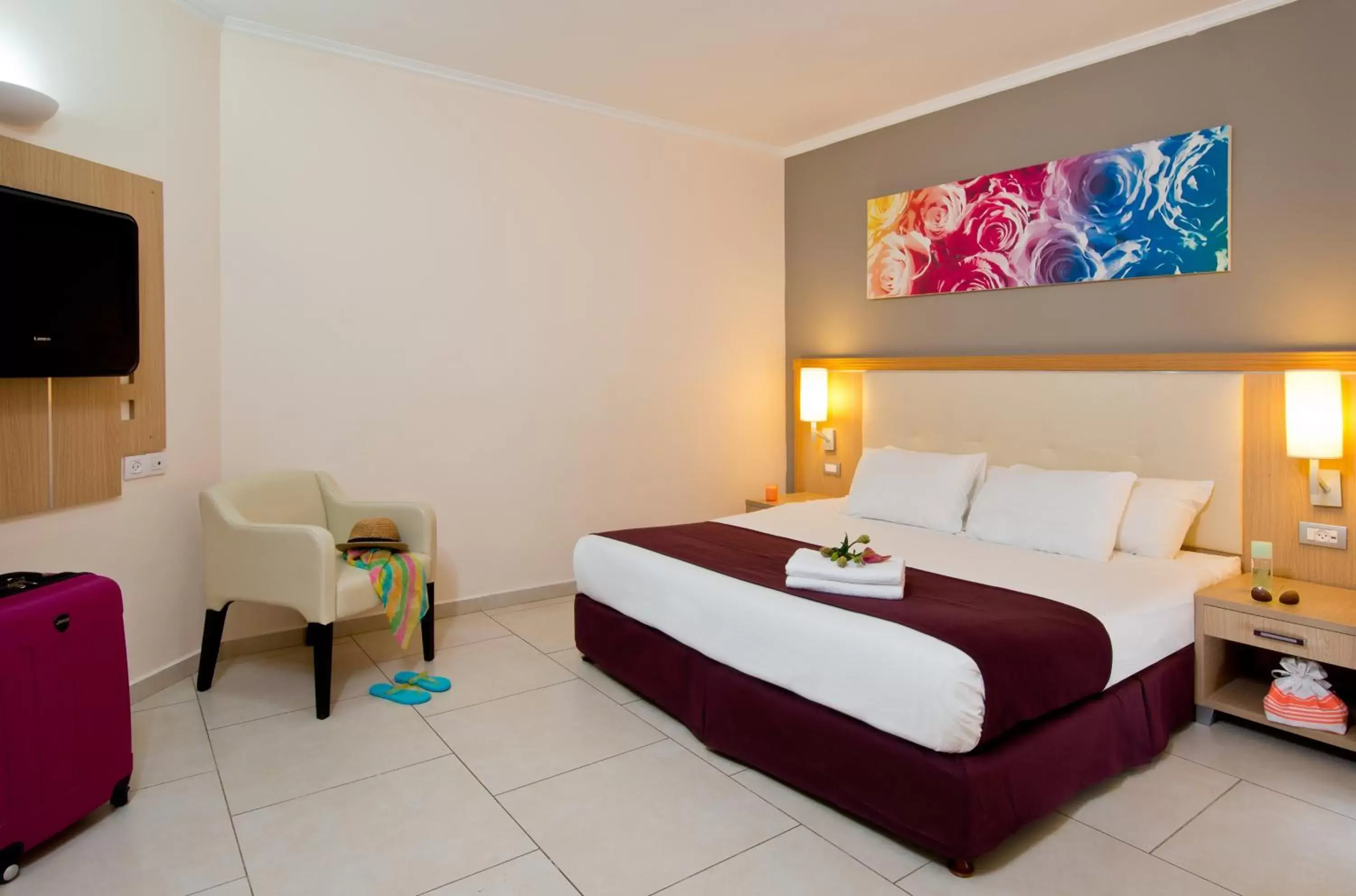 Bedroom, Bed in Leonardo Royal Resort Eilat