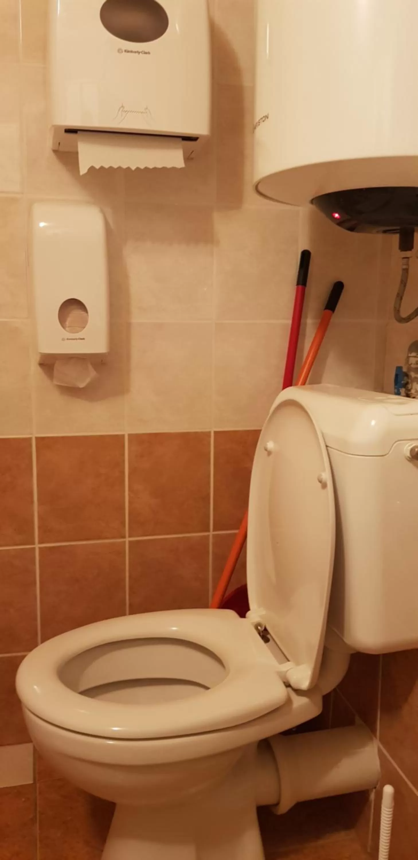 Central Panzió Gyula