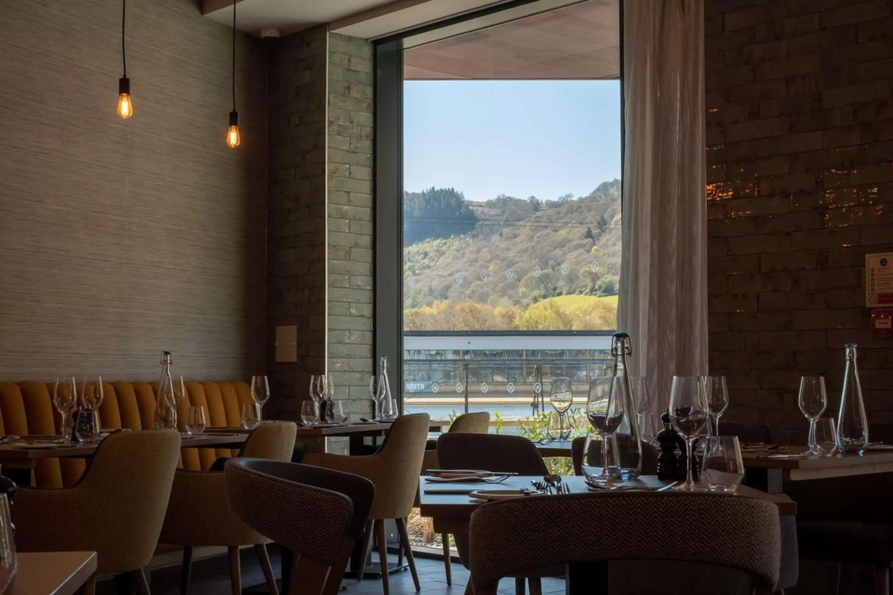 Restaurant/places to eat in Hilton Garden Inn Snowdonia Restaurant/places to eat in Hilton Garden Inn Snowdonia