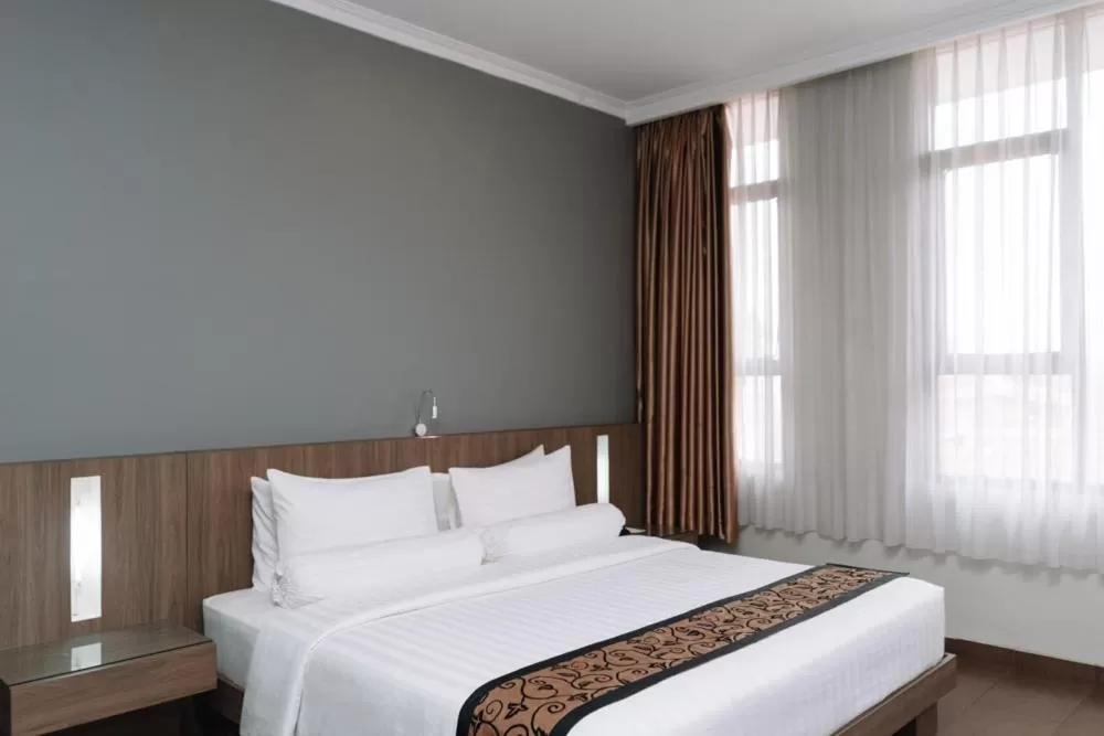 Superior King Suite in Anugrah Hotel Sukabumi