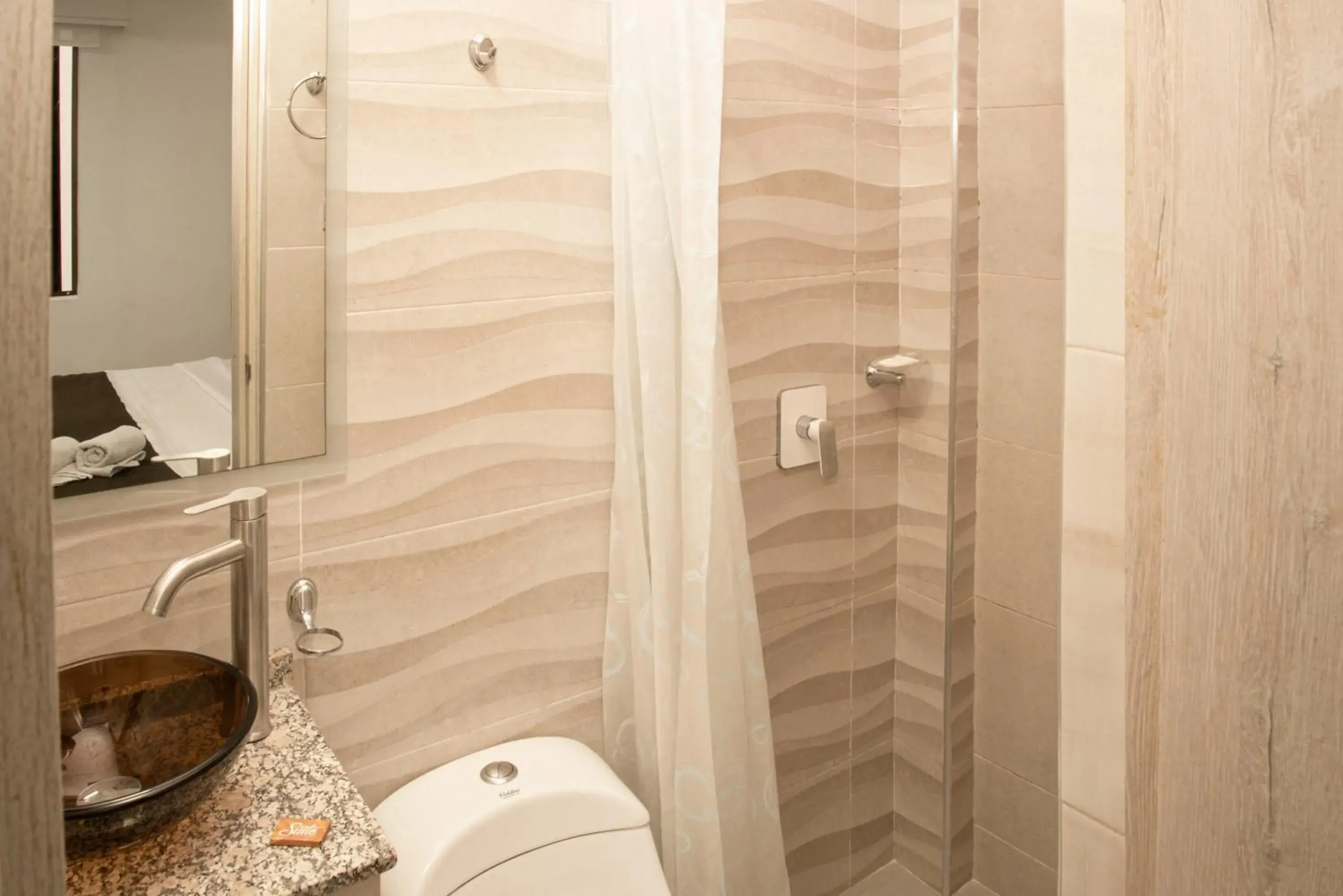 Bathroom in Hotel Bestmark Platino