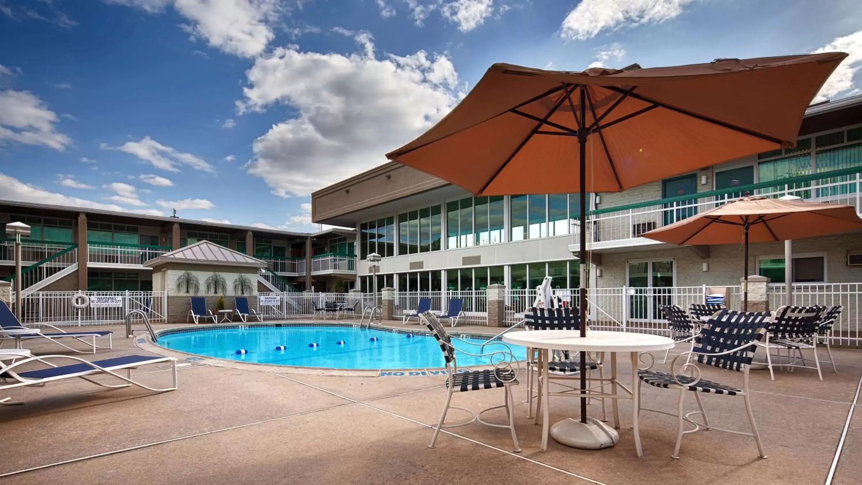 On site, Swimming Pool in SureStay Plus Hotel by Best Western Brandywine Valley